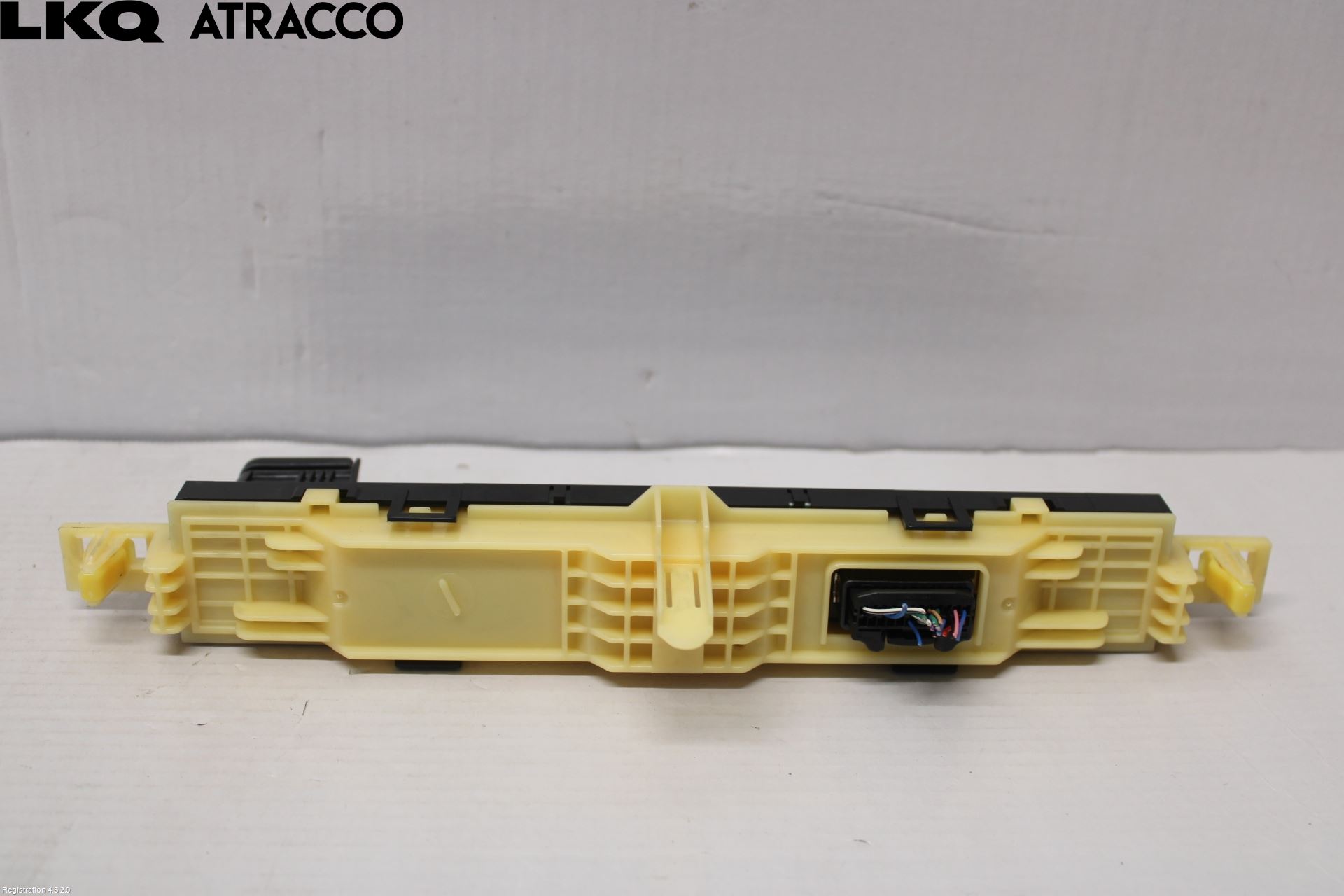 Toyota RAV4 13-18 Bryter Varsel (Nødblink)