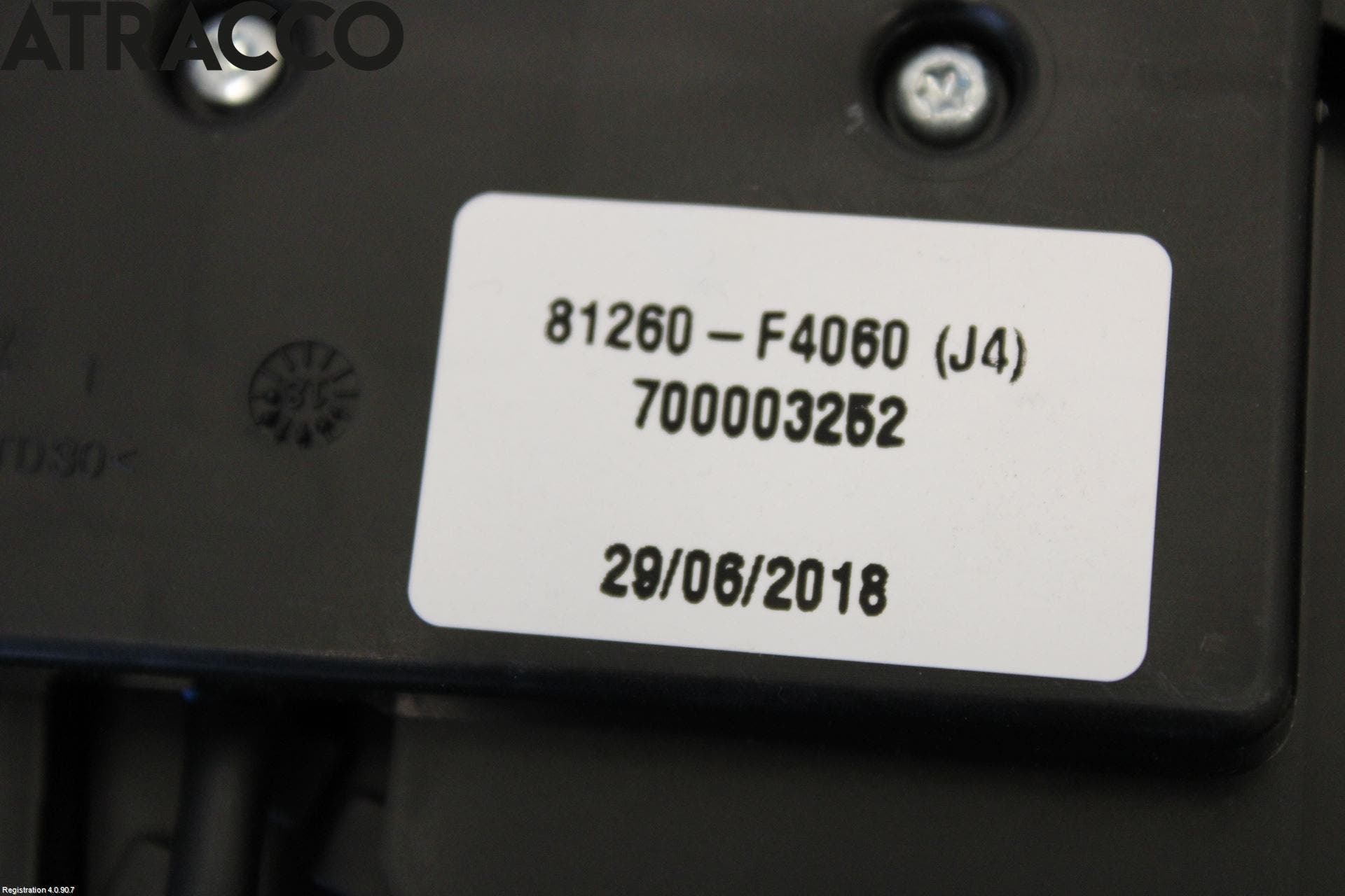 Toyota C-HR 16-23 Innr Taklys