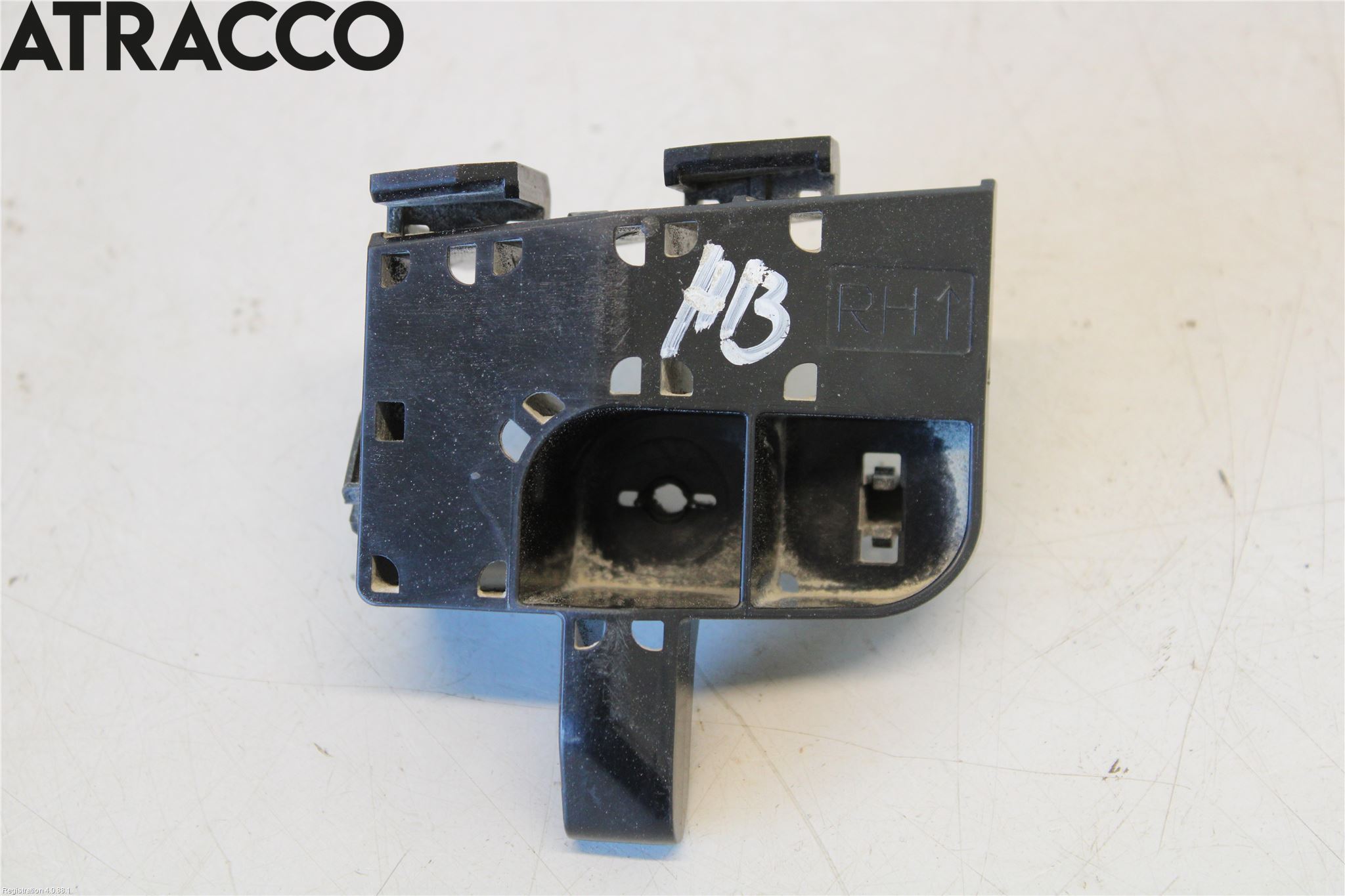 Nissan LEAF 18- Støtfangerfeste Bak Høyre