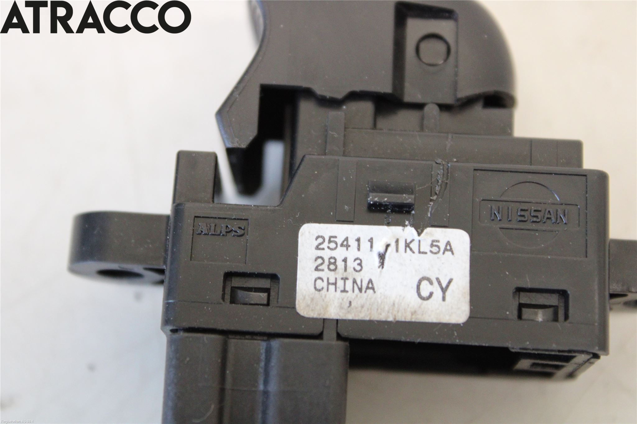 Nissan LEAF 11-17 Bryter Vindusheis