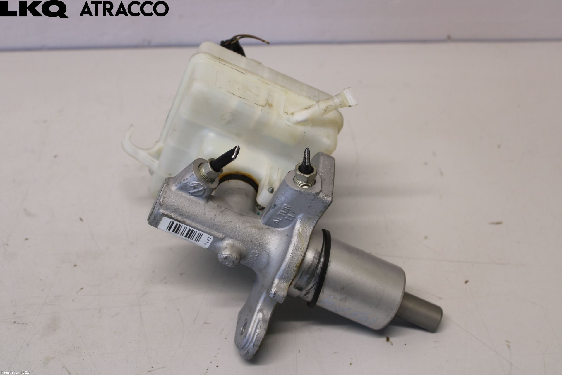 BMW 5 E60/61 Sed/Tou 02-10 Brems Hovedsylinder