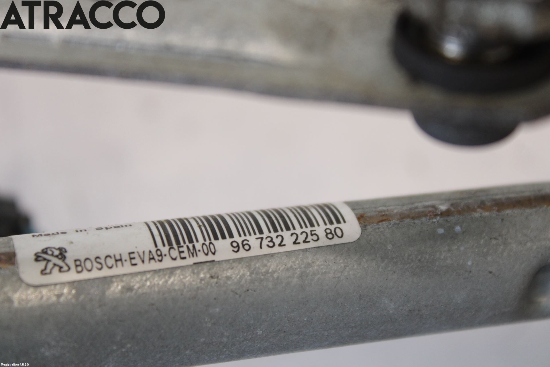 Peugeot 208 12-15 Viskermotor Frontrute