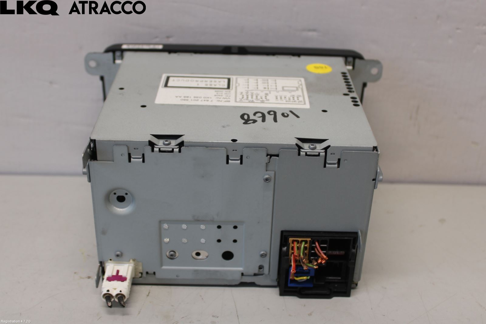 Volkswagen VW TOURAN 03-10 Stereo Radio Med Cd