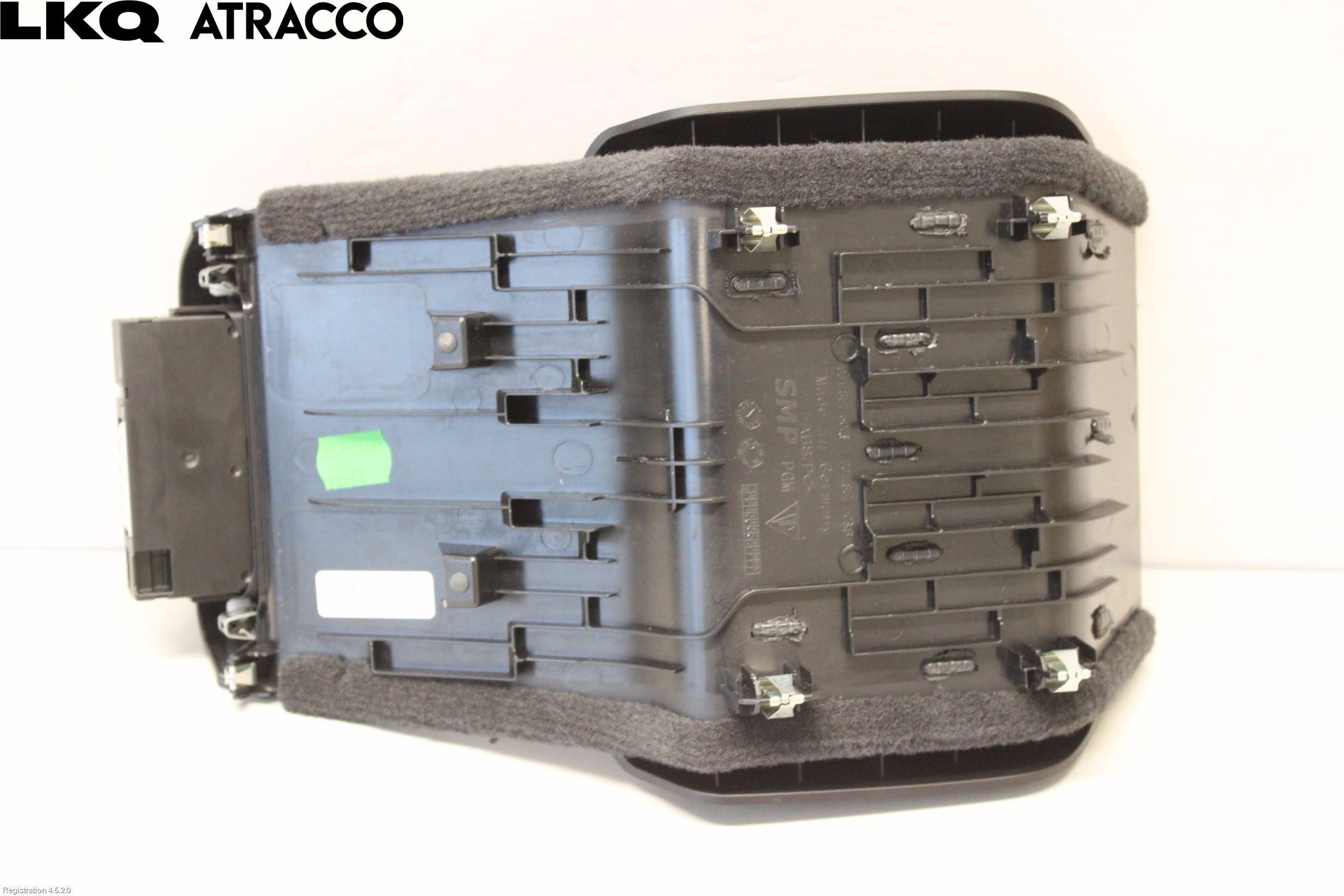 Porsche TAYCAN 20- Innr Oppbevaringsrom