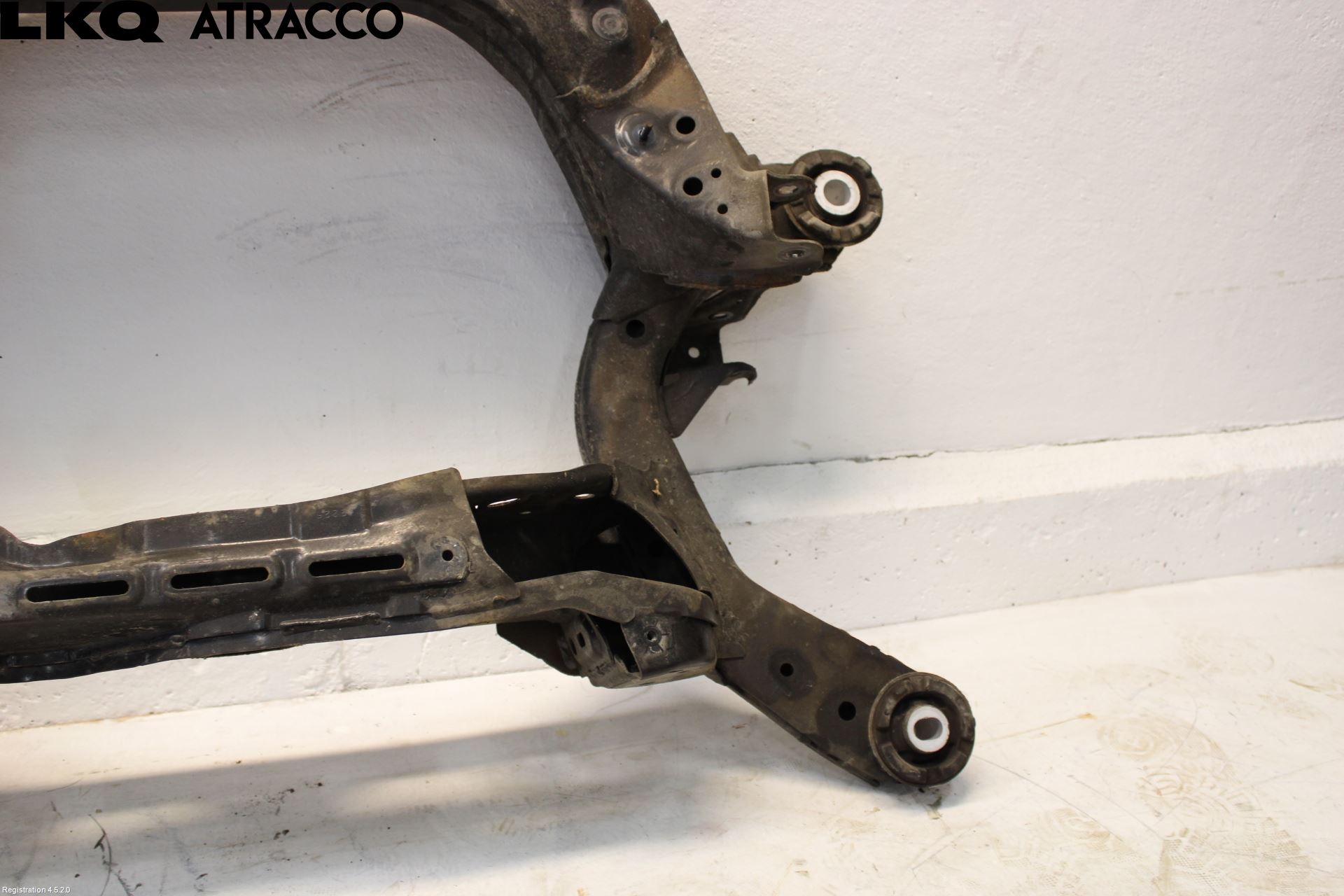 Toyota bZ4X EA10 22- Bakaksel Feste Travers-Ramme