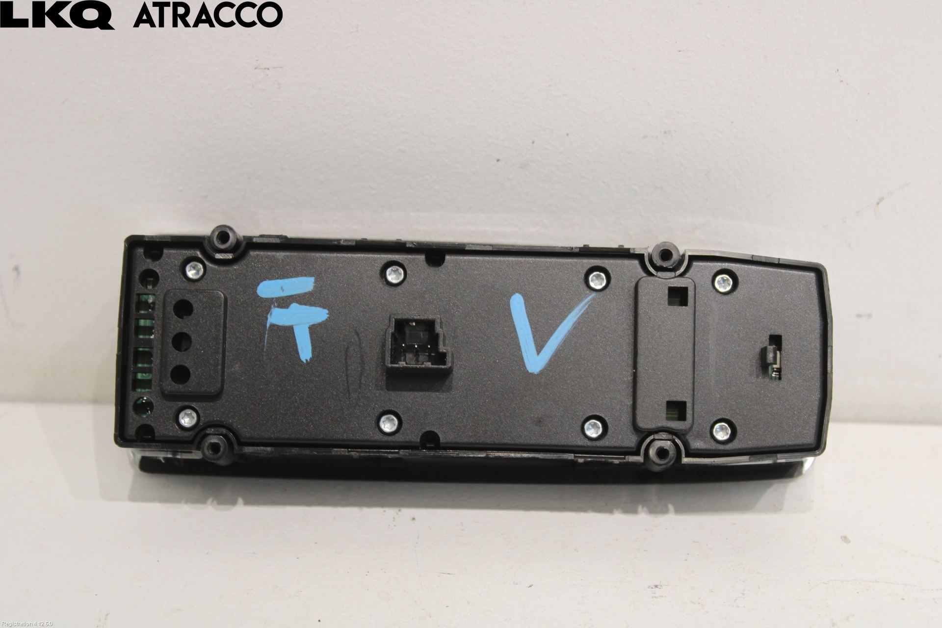 Tesla MODEL S 13- Bryter Vindusheis