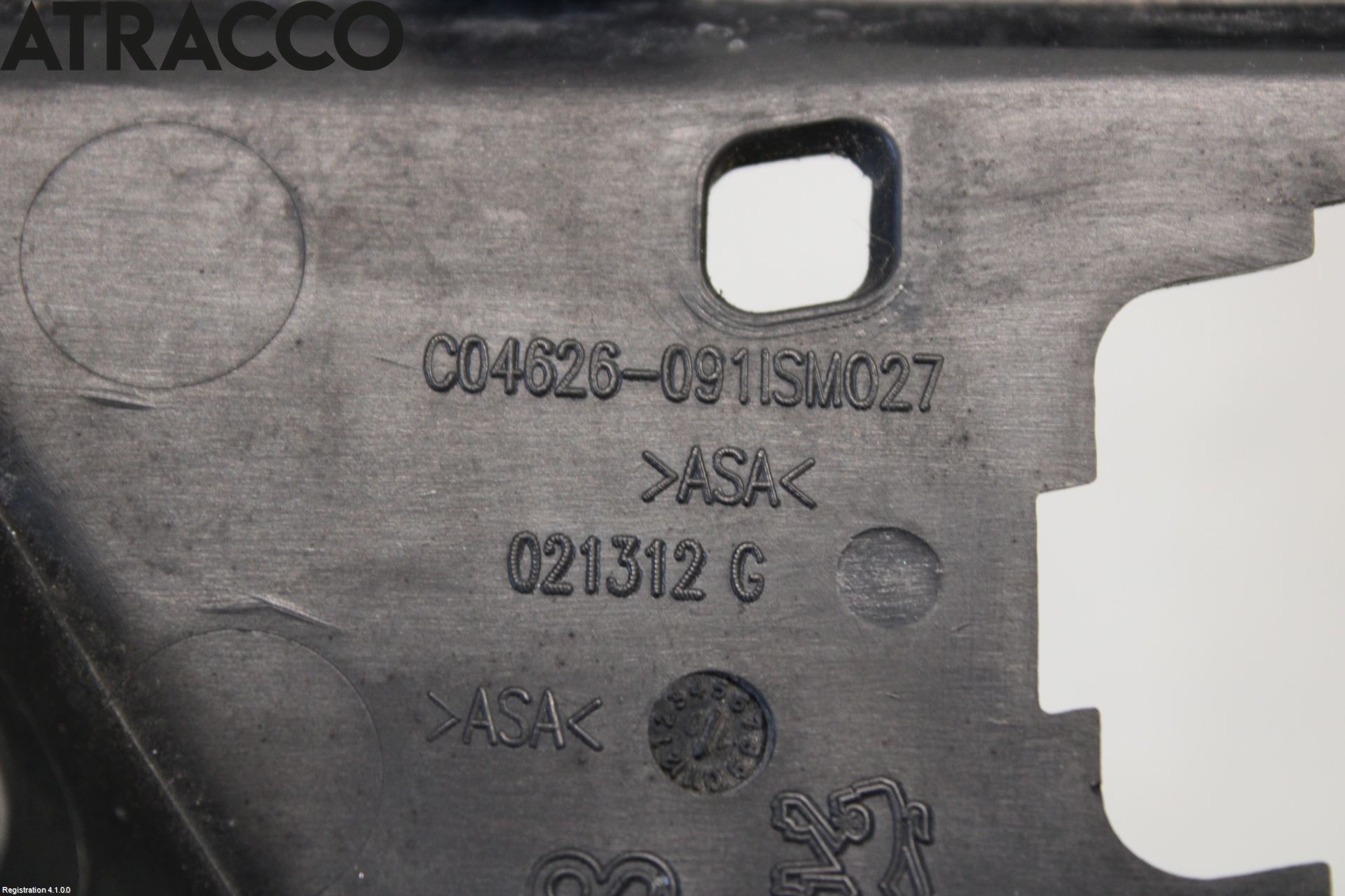 Peugeot 5008 10-16 Frontlykt Ramme V Lyktering