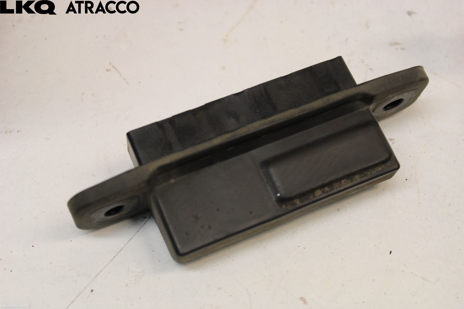 Toyota YARIS XP130 15-20 Bakluke Handtak Ytre