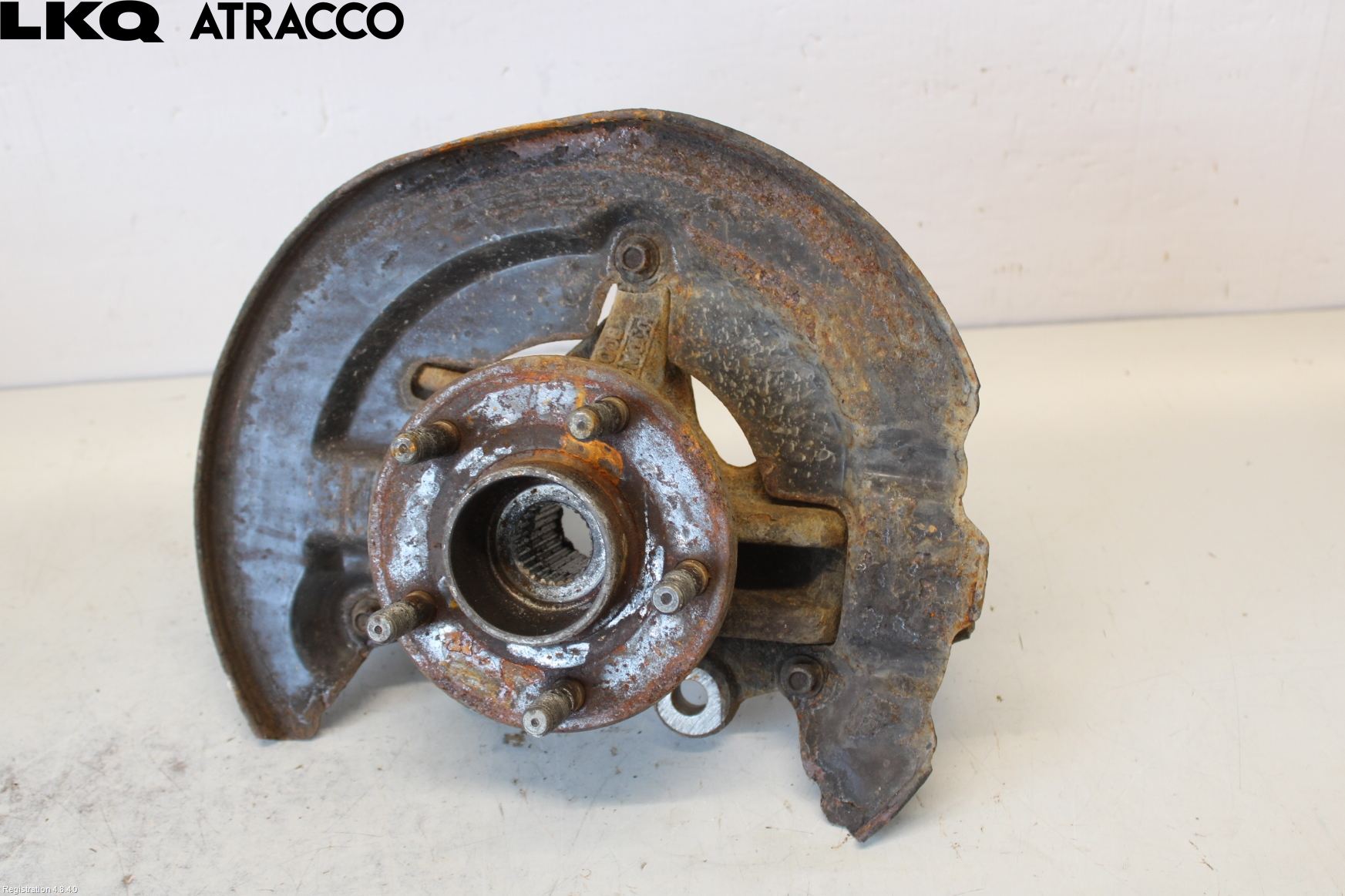 Ford FOCUS 11-14 Spindel Vf