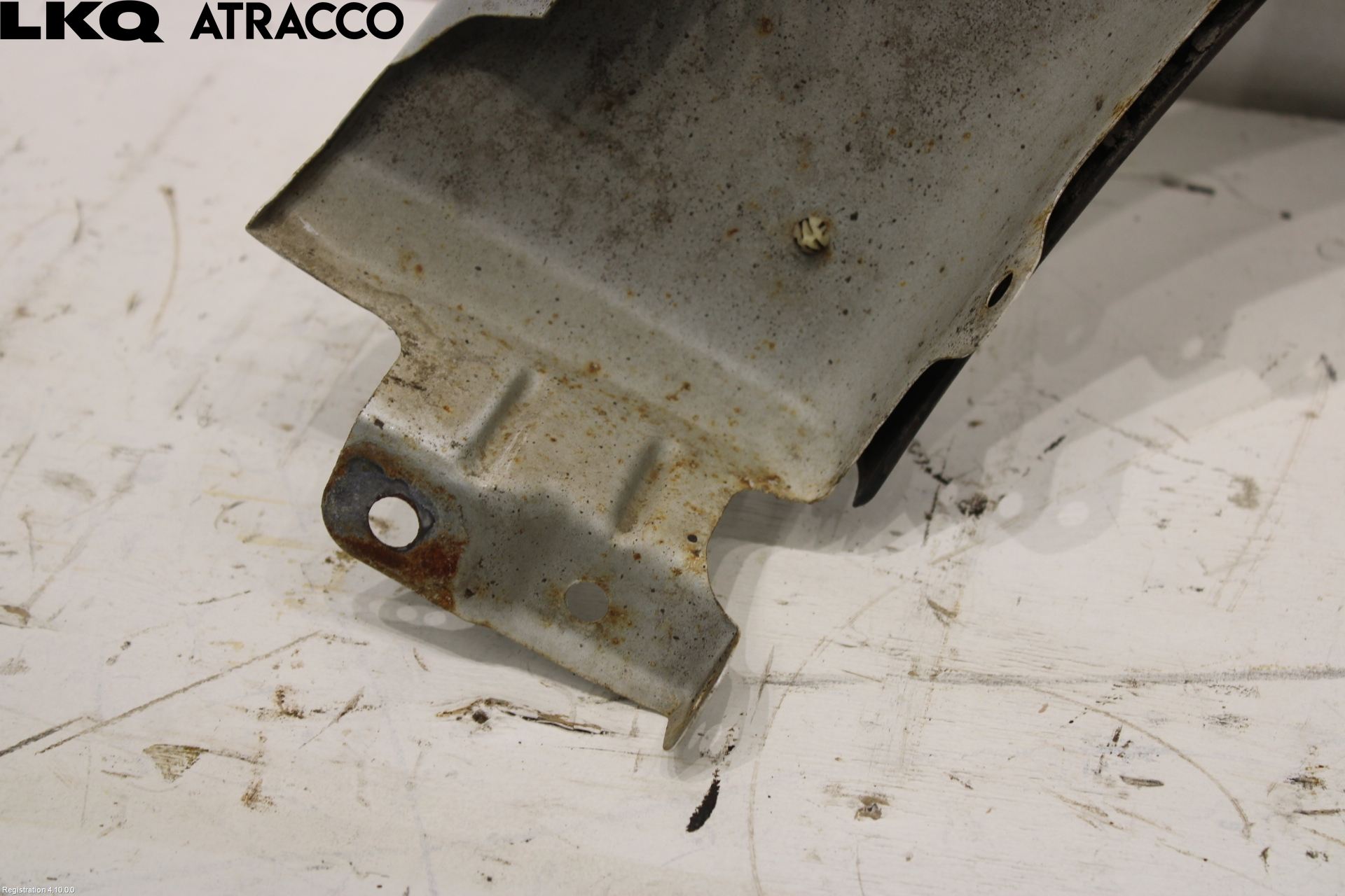 Mitsubishi OUTLANDER 13-21 Skjerm Foran Venstre