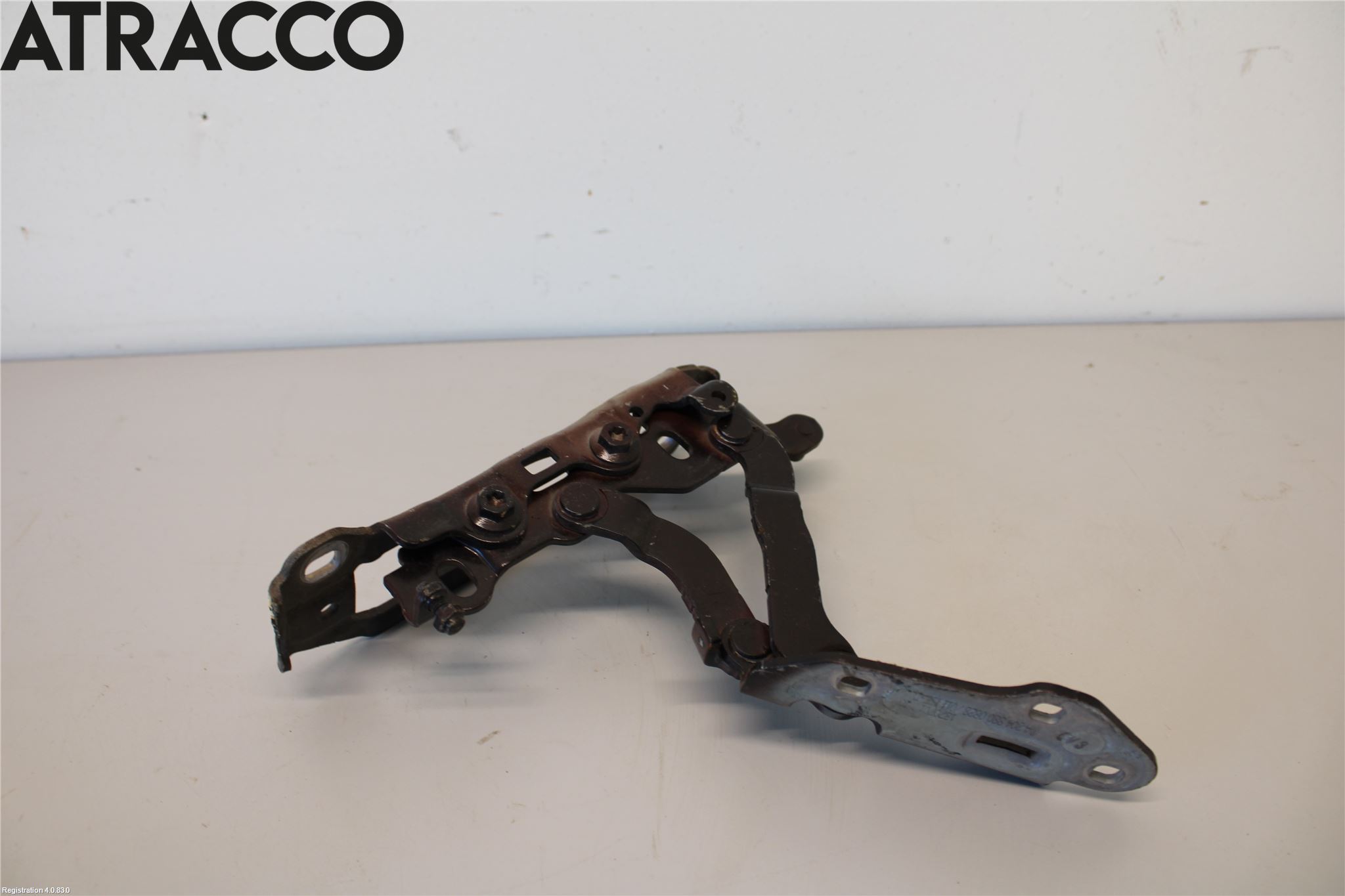 Mercedes-Benz MB C-KLASS (W204) 07-15 Panser Hengsel - Hengsler