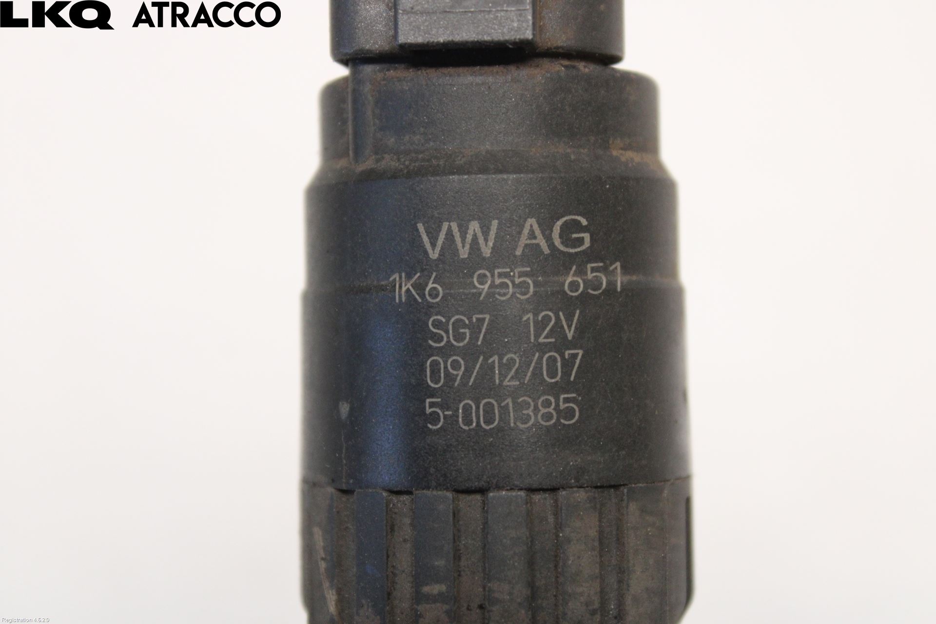 Volkswagen VW GOLF V 04-09 Spylerpumpe Frontrute