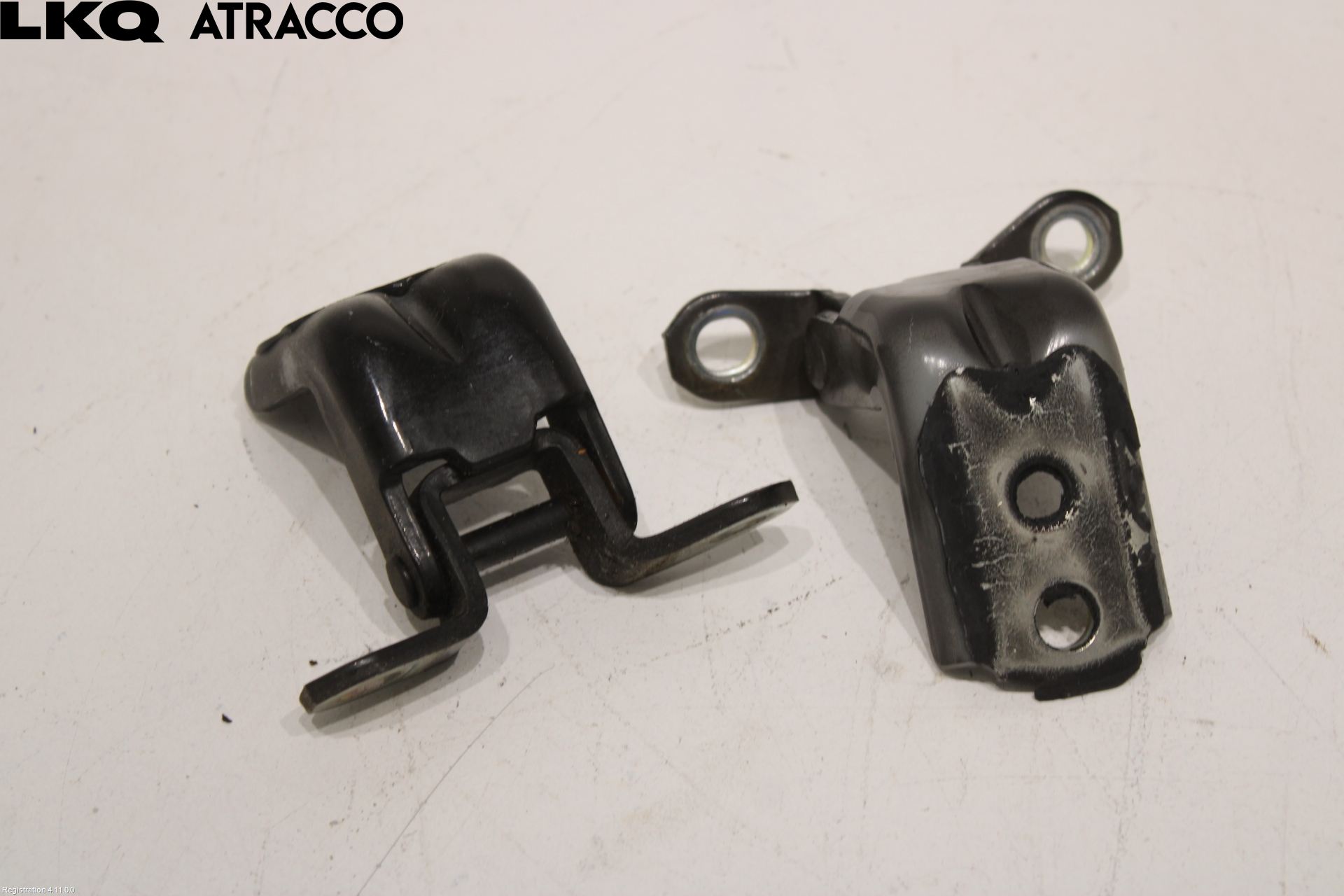 Nissan LEAF 18- Dørhengsel