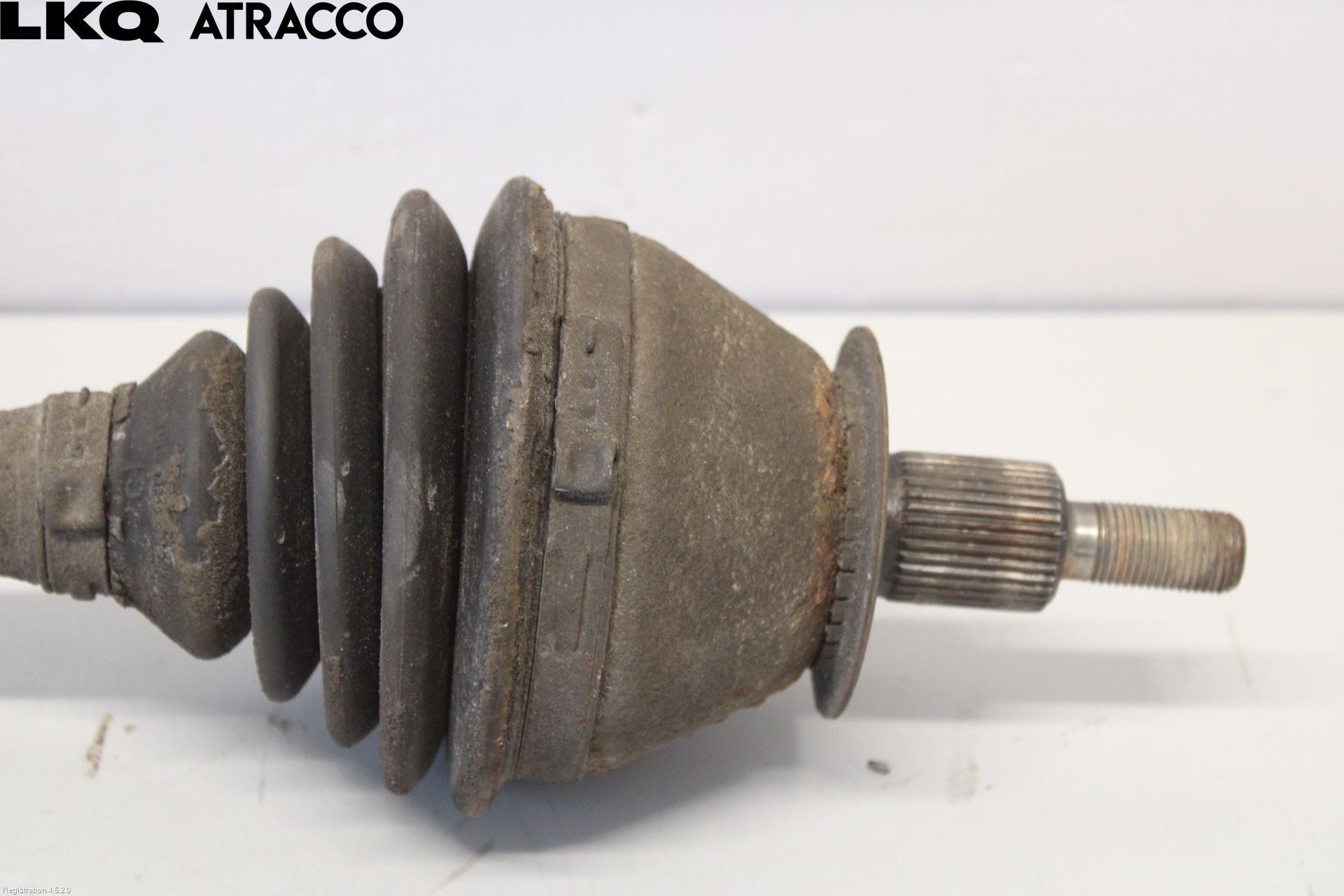 Volkswagen VW POLO 10-17 Drivaksel Foran Kompl Venstre