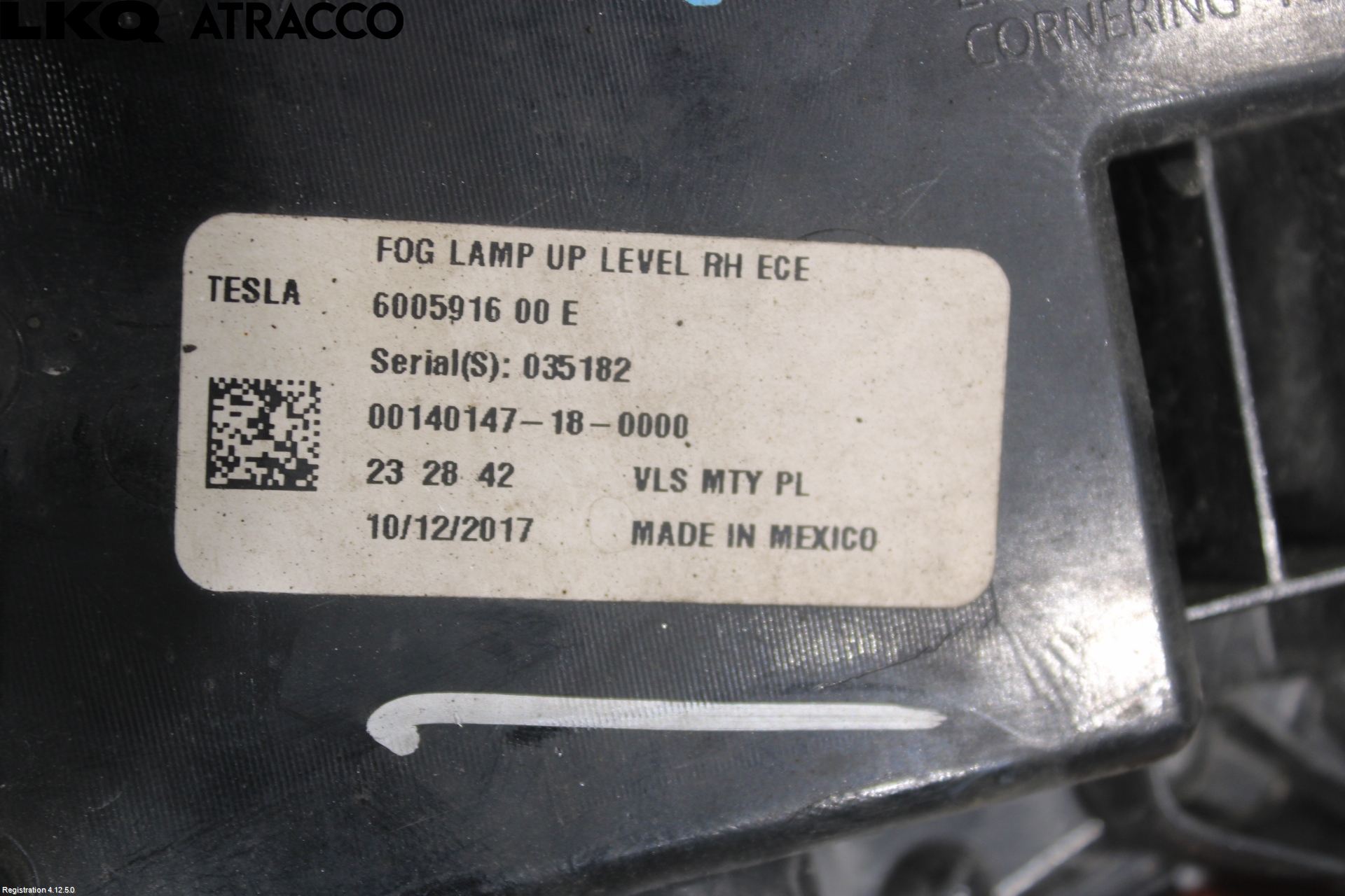 Tesla MODEL S 13- Frontlykt-Kurve-Tåkelys