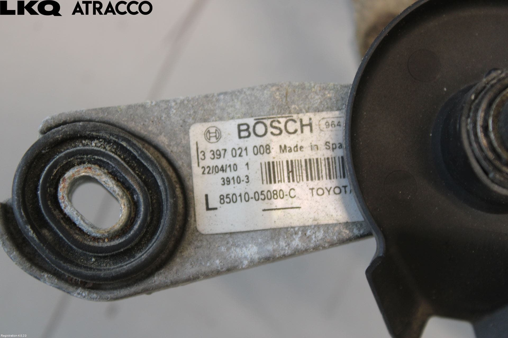 Toyota AVENSIS 09-15 Viskermotor Frontrute