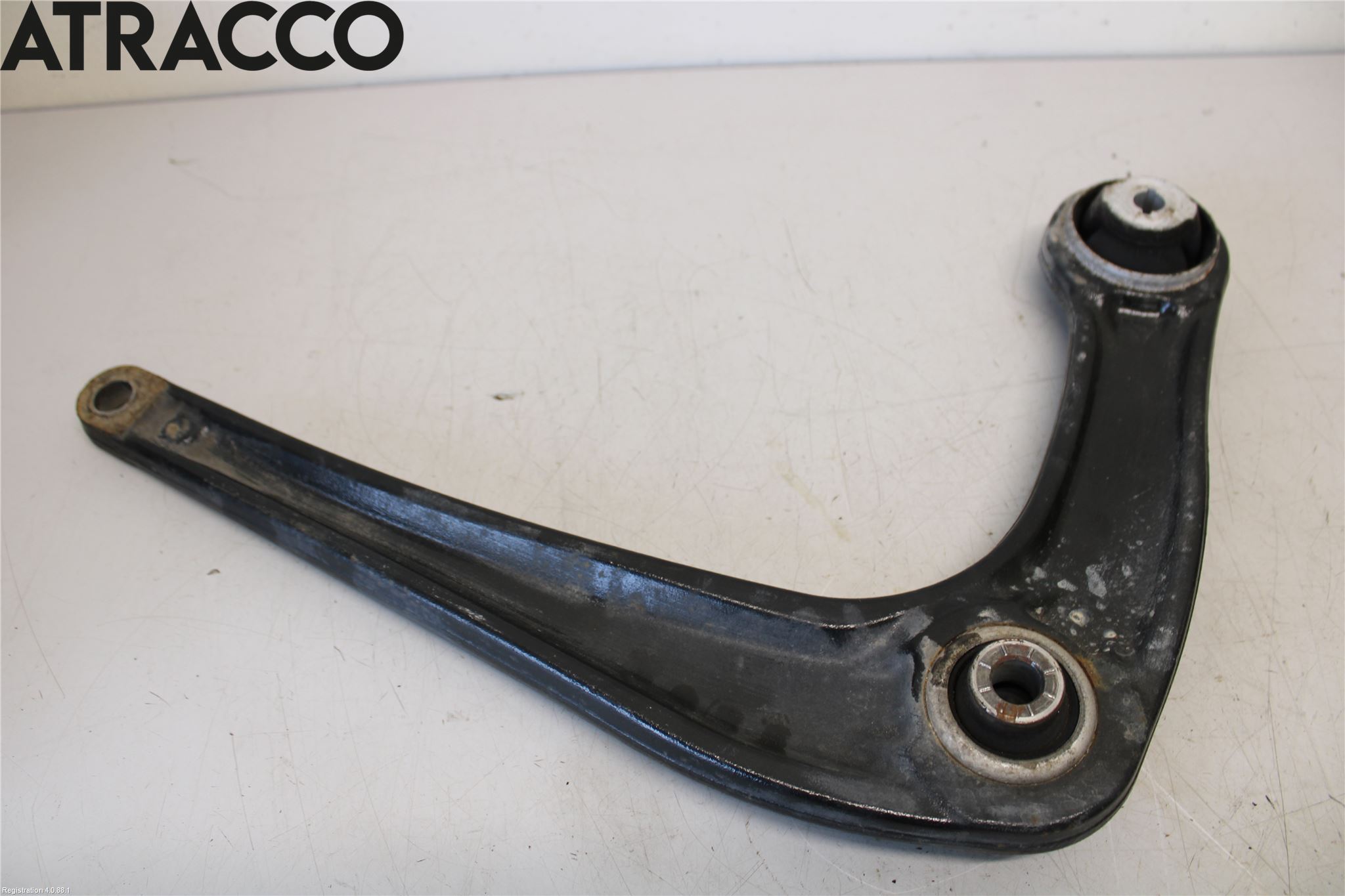Toyota PROACE II 16- Bærearm Foran Høyre Nedre
