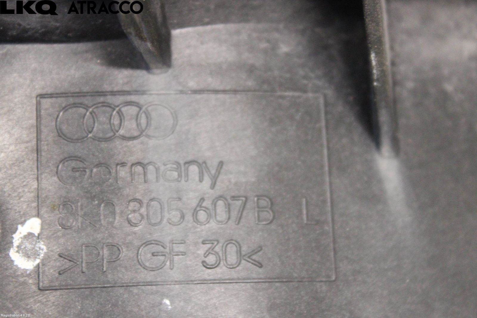 Audi A4 ALLROAD 09-16 Frontlykt Holder-Feste