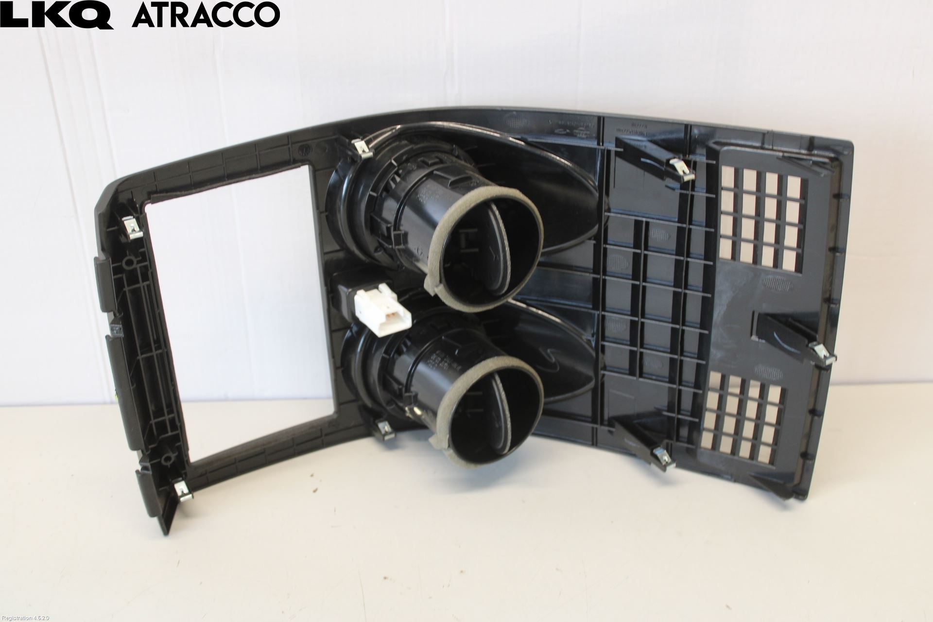 Nissan QASHQAI   07-10 Dashbord Kanal - Dyse