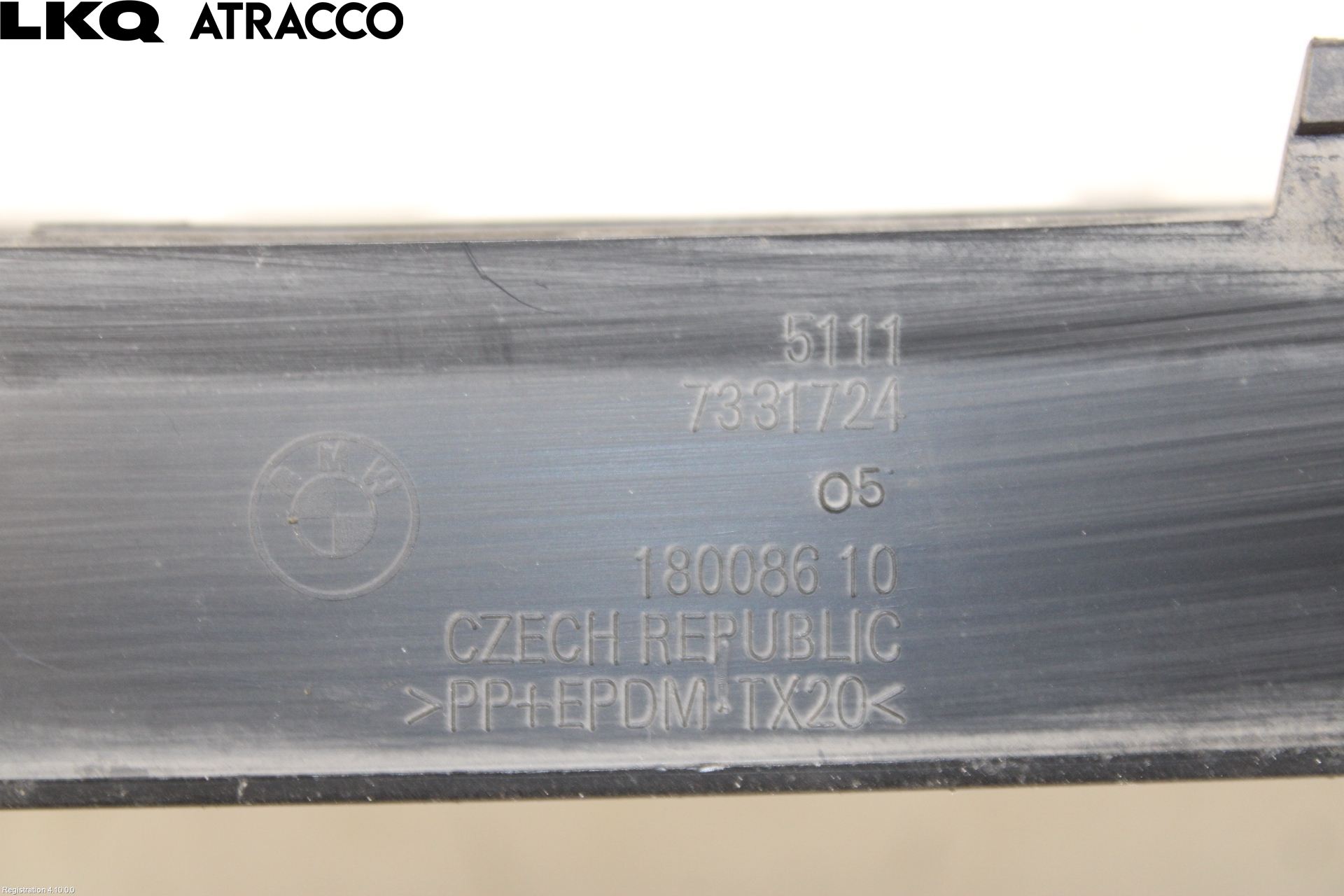 BMW 5 F10/F11/F18 09-17 Grilldel Midt