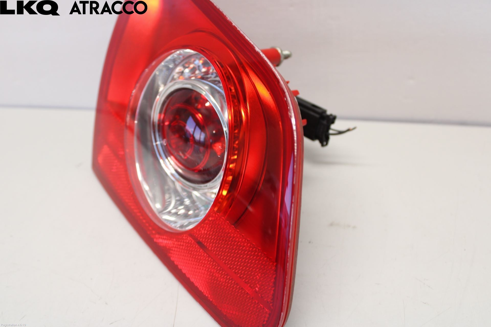 Volkswagen VW PASSAT 05-11 Baklykt Venstre  På Luke(Indre