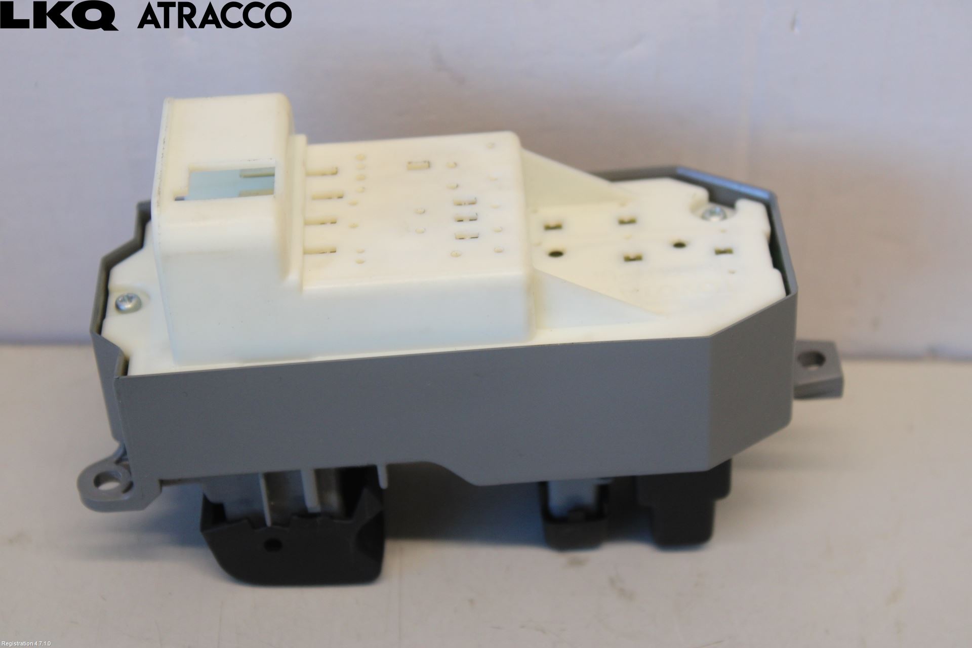 Toyota YARIS XP90 06-11 Bryter Vindusheis