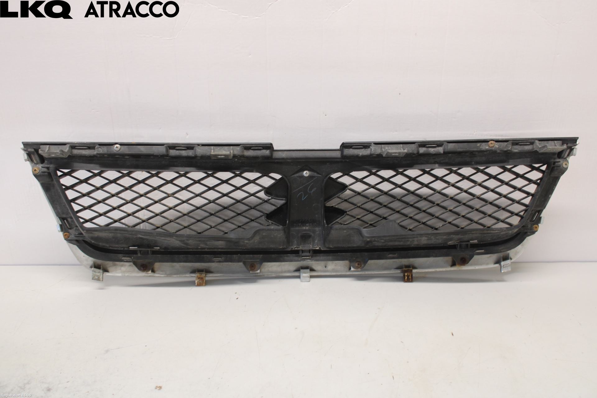 Suzuki GRAND VITARA II 06-14 Grill Komplett