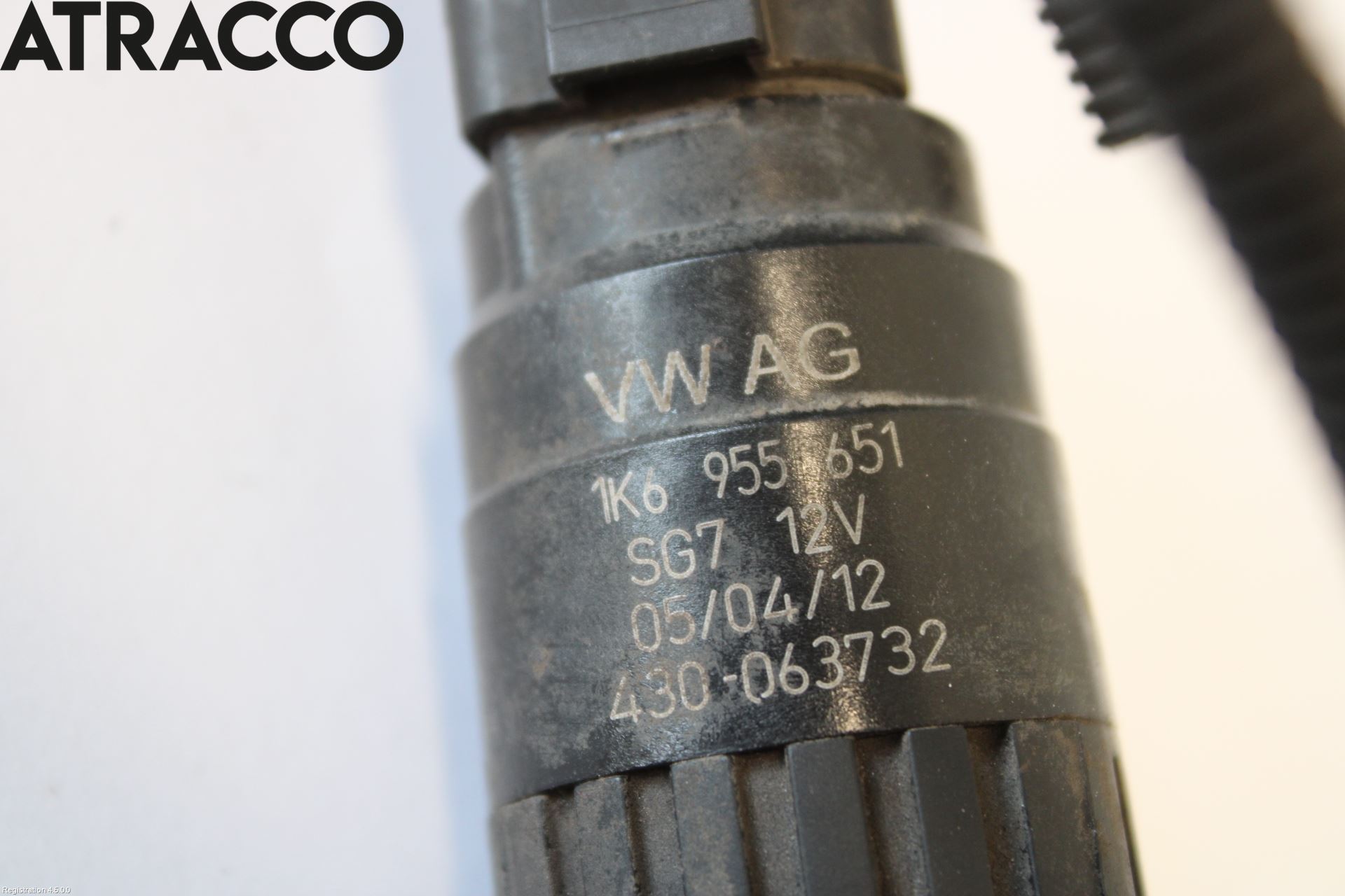 Volkswagen VW GOLF VI 09-13 Spylerpumpe Frontrute