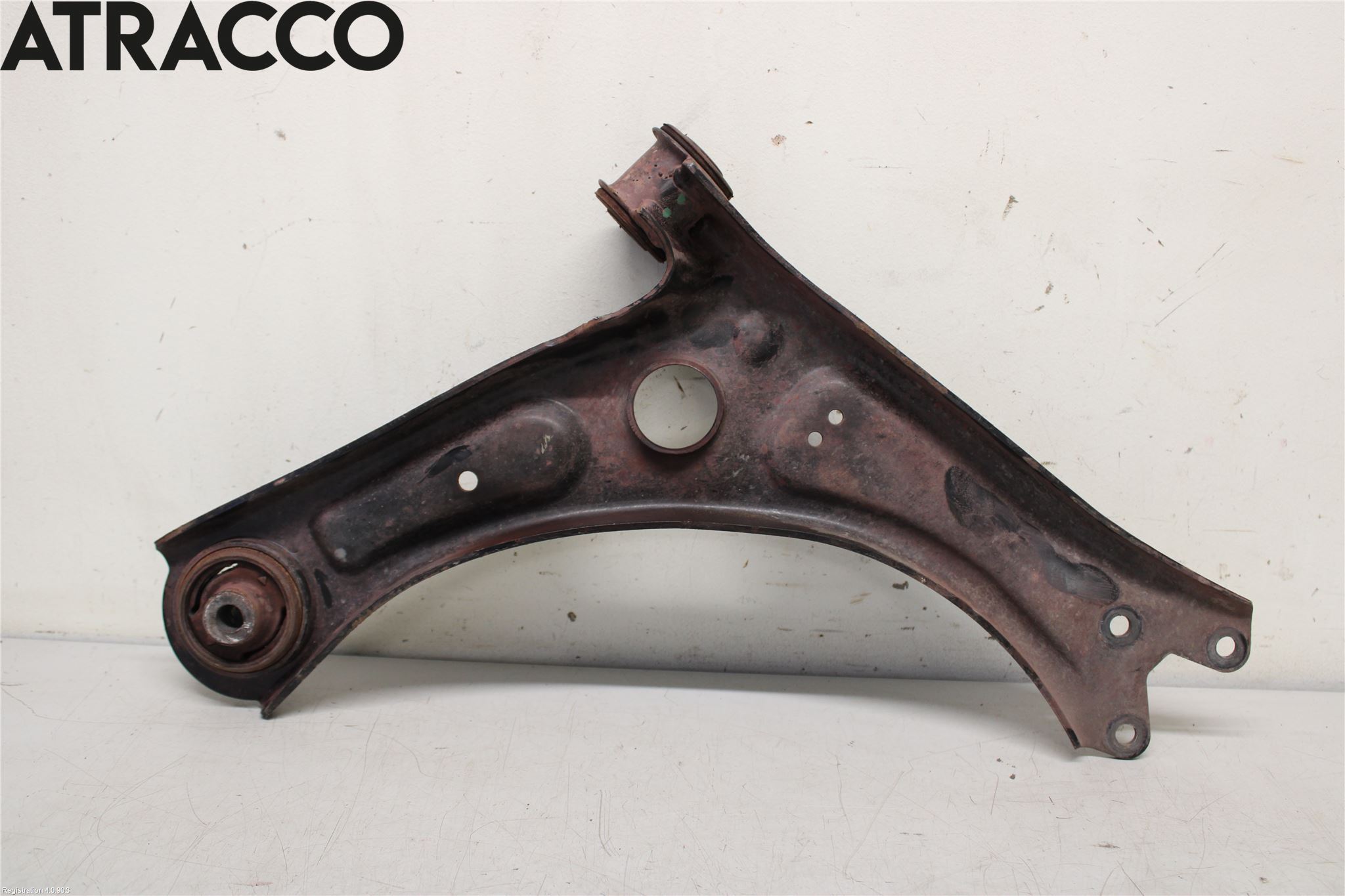 Volkswagen VW CADDY      04-10 Bærearm Foran Venstre Nedre