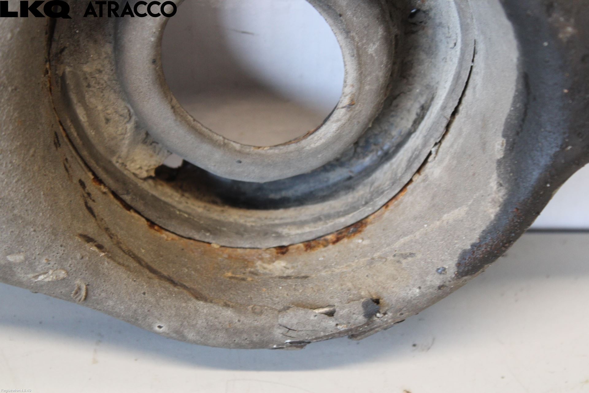 Ford KUGA 08-12 Bærearm Bak Venstre