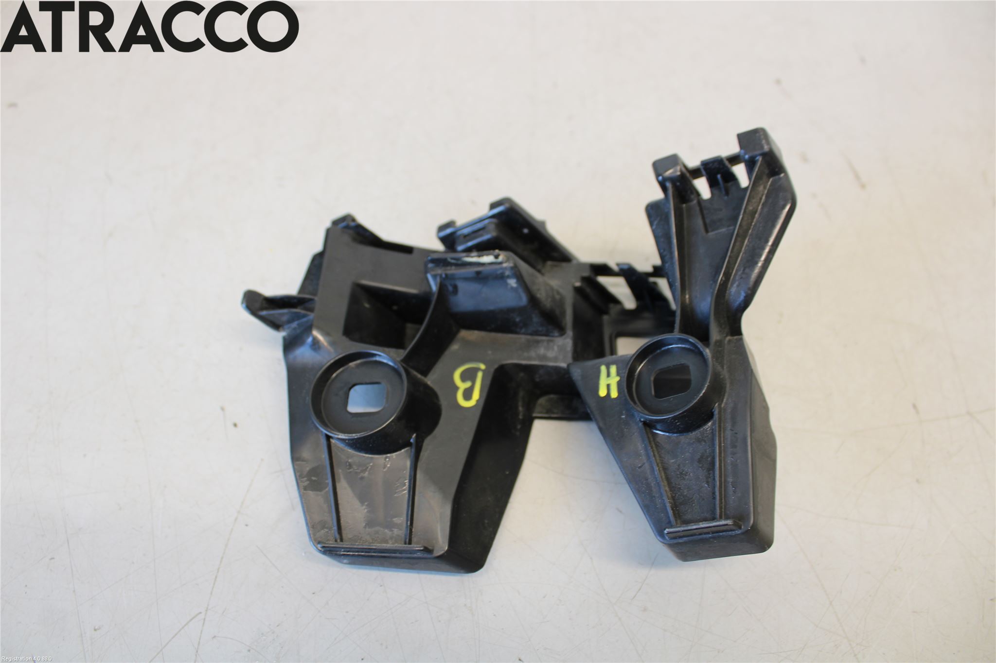 Volkswagen VW PASSAT 15-19 Støtfangerfeste Bak Høyre