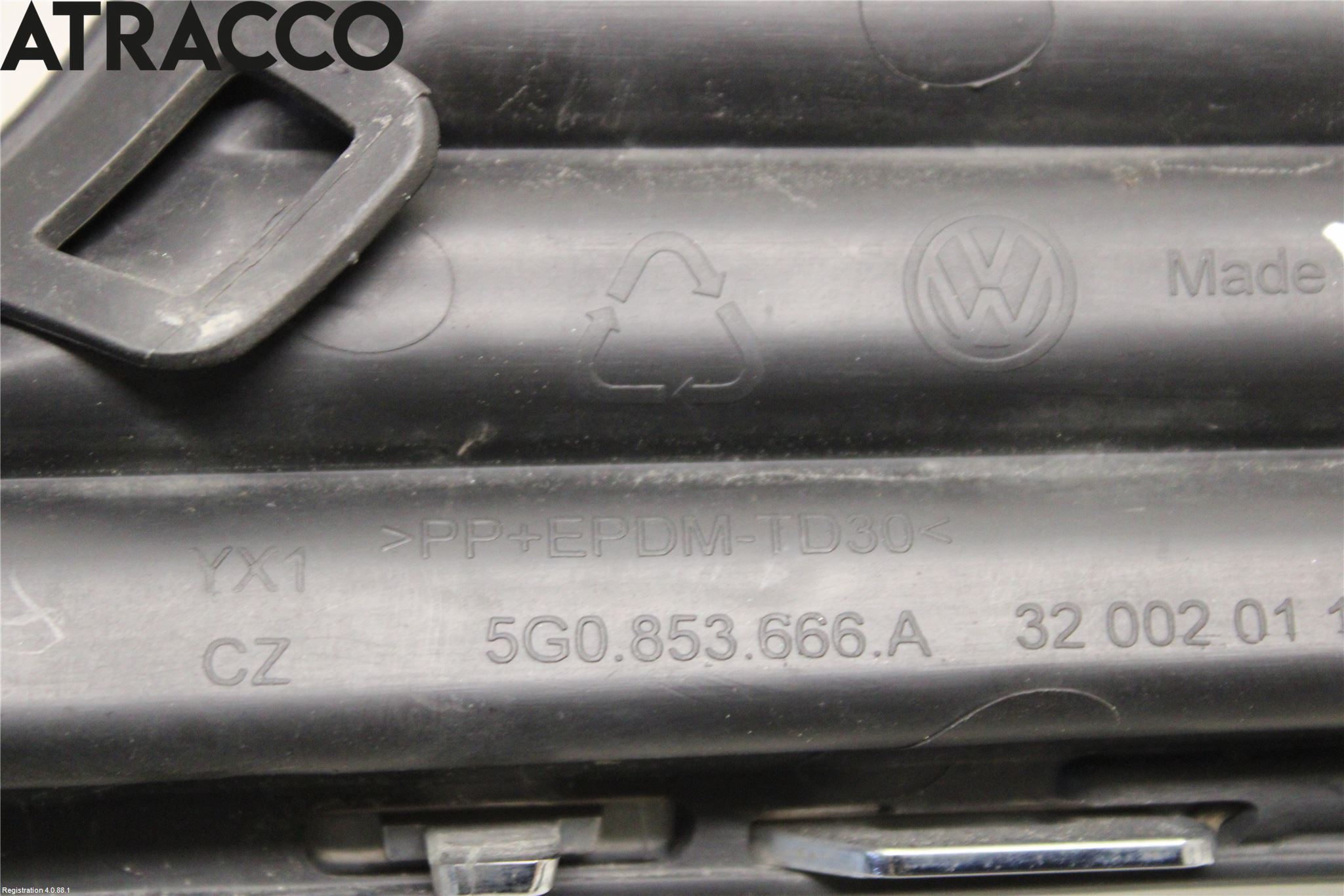 Volkswagen VW GOLF / E-GOLF VII 13-20 Grilldel Høyre