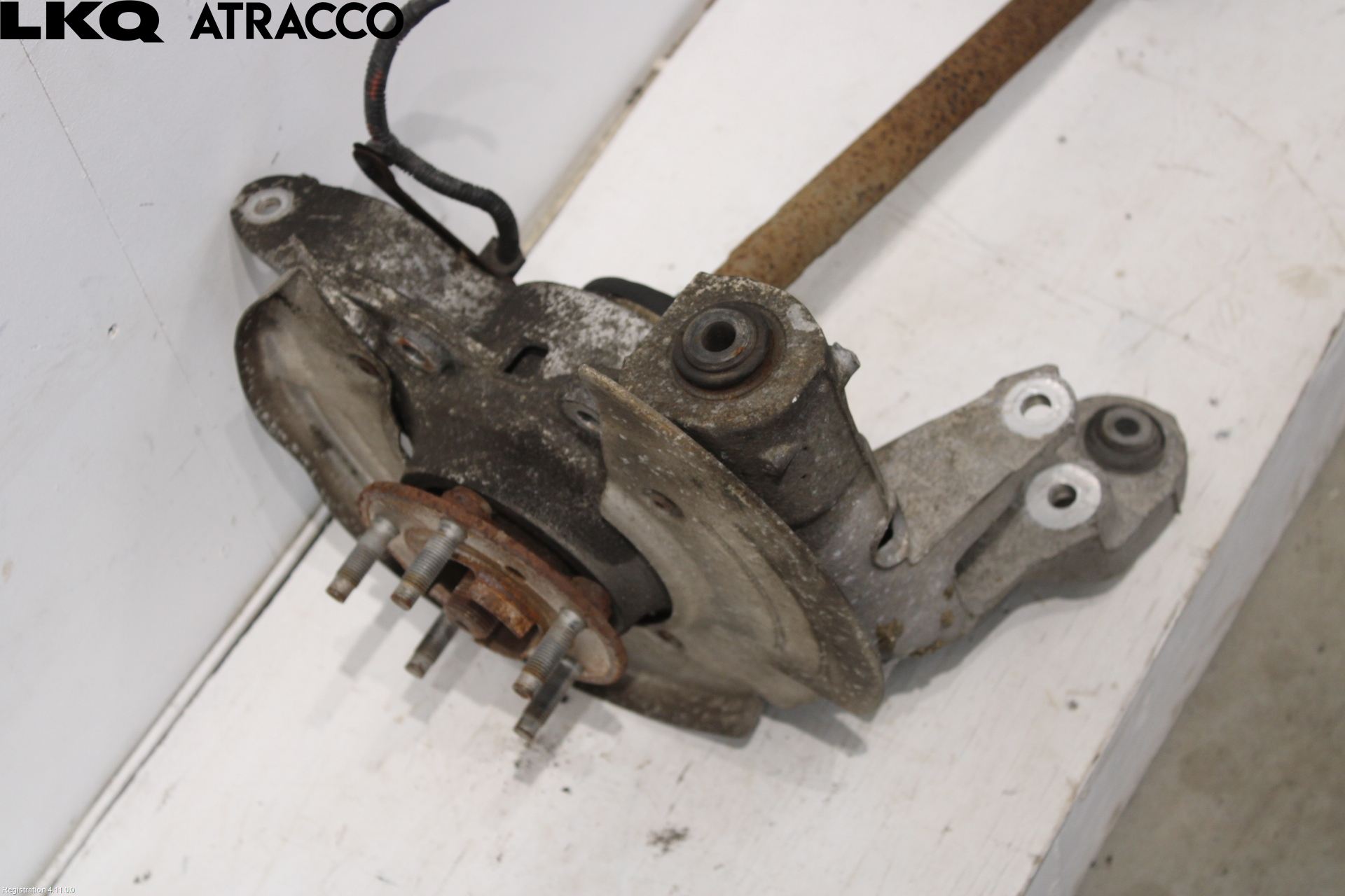 Jaguar XE (X760) 15-24 Spindel Vb