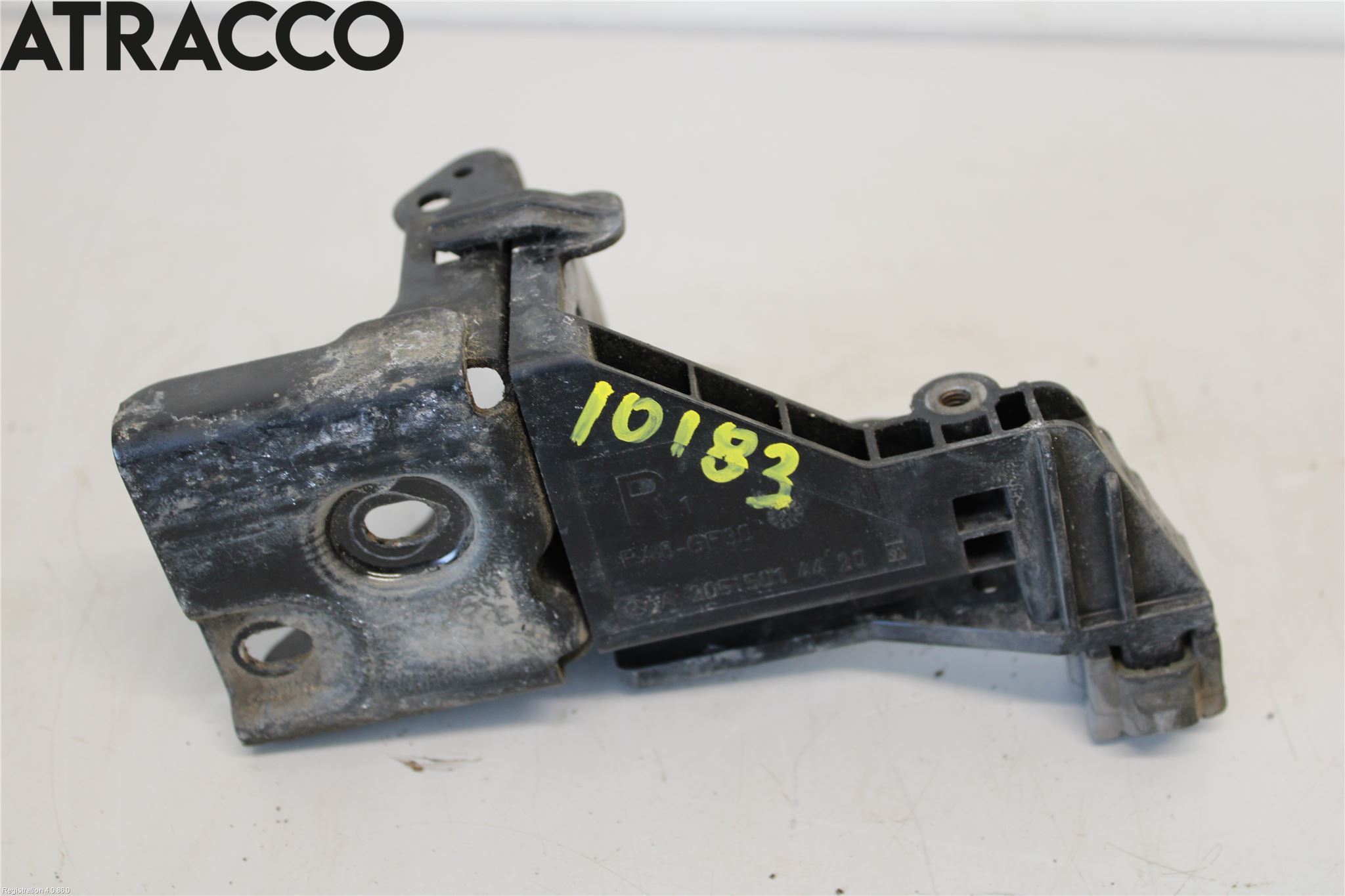Mercedes-Benz MB C-KLASS (W205) 14-21 Radiator Feste - Ramme - Bjelk