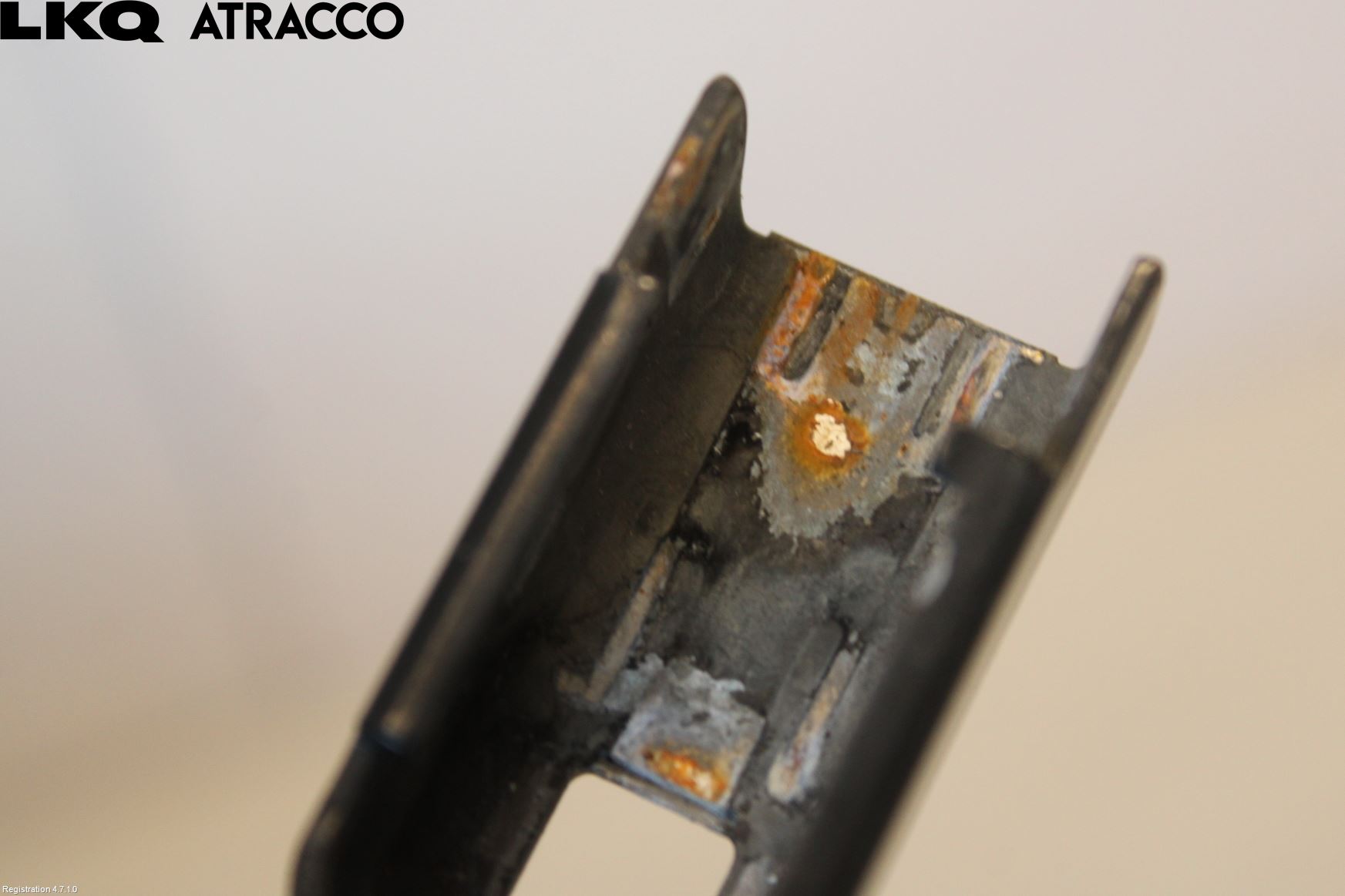 Volvo V60 11-13 Viskerarm-Armer Frontrute