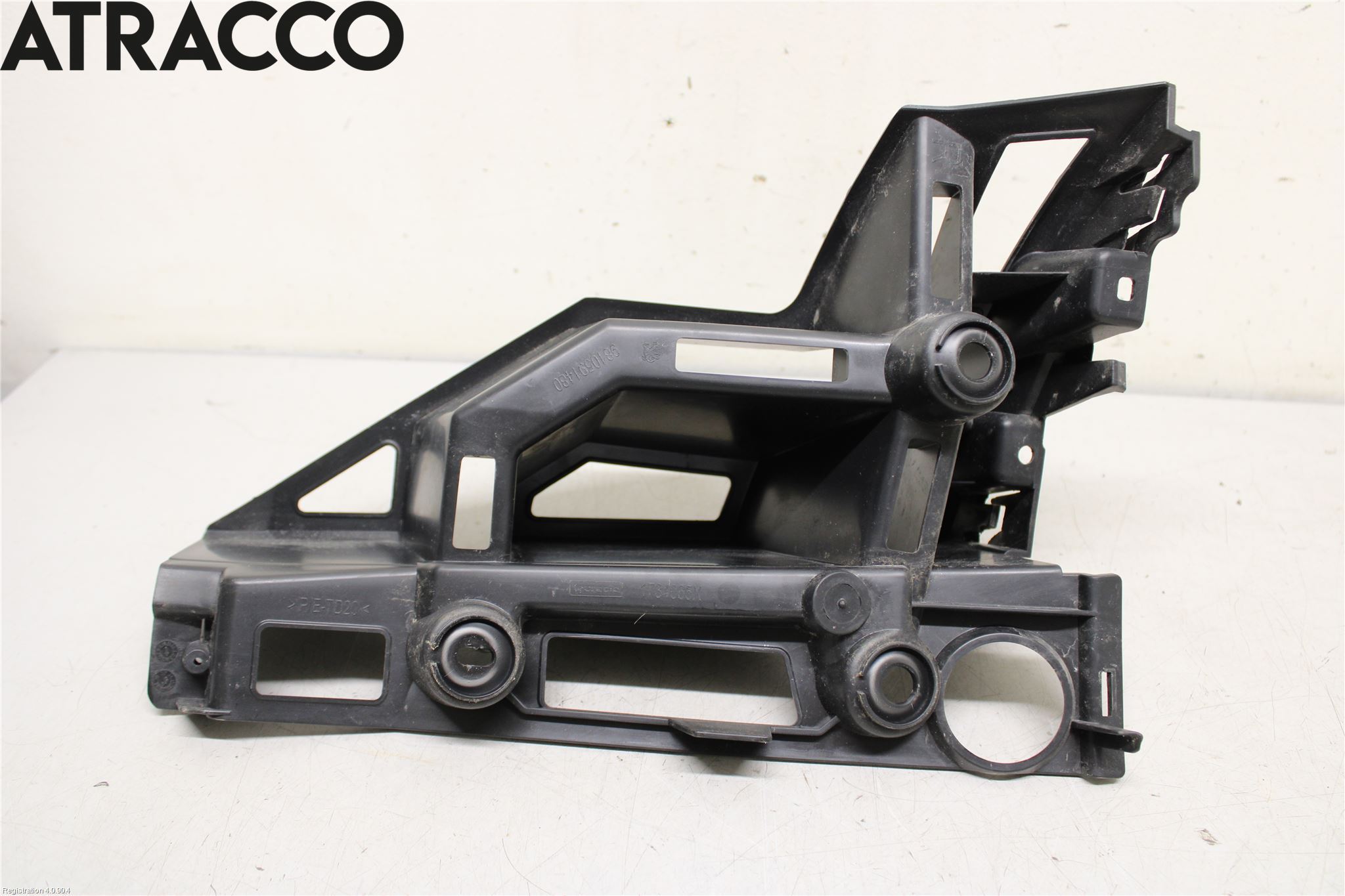 Peugeot 3008 17-24 Støtfanger Bak Feste