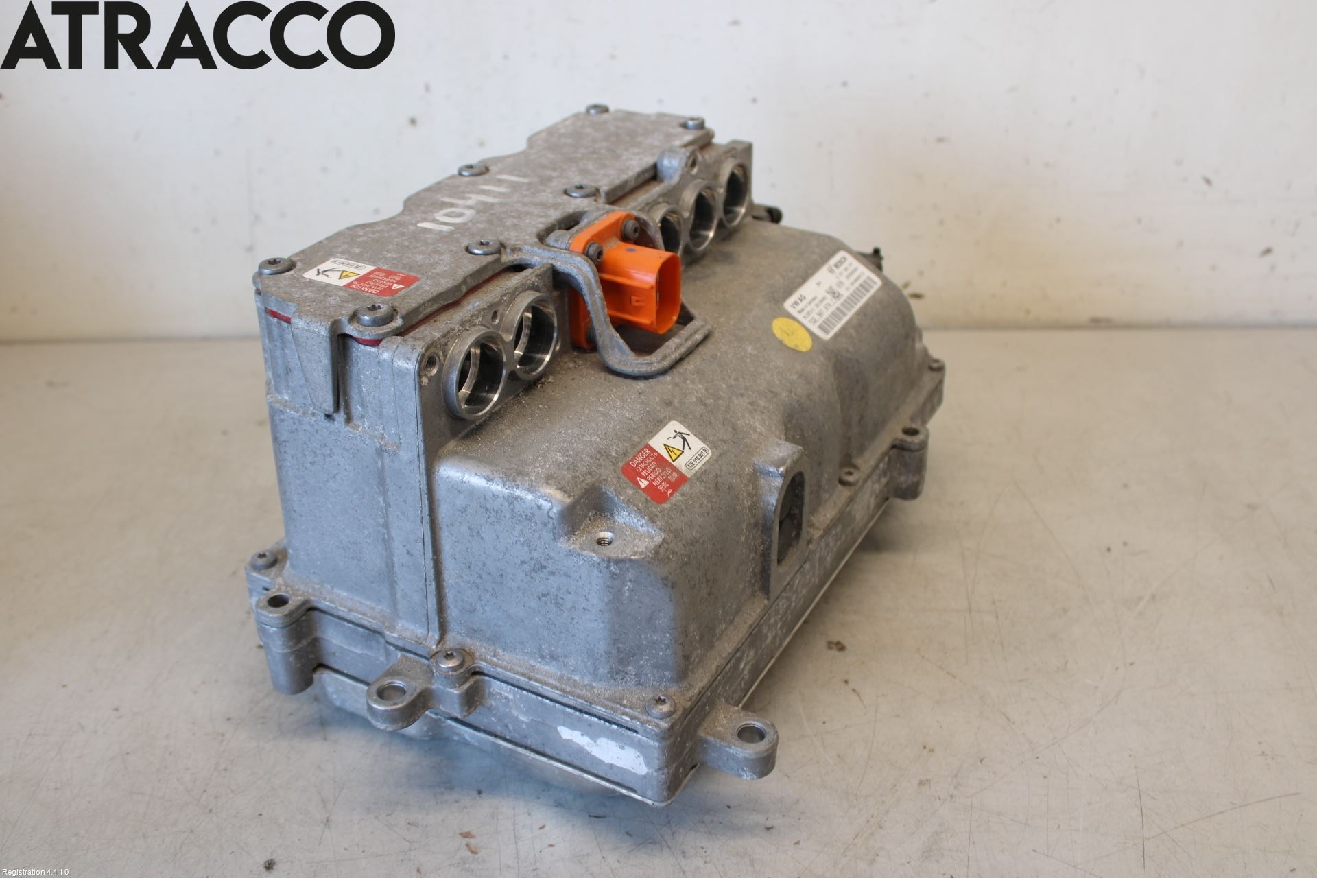 Volkswagen VW GOLF / E-GOLF VII 13-20 Inverter 12-)220V