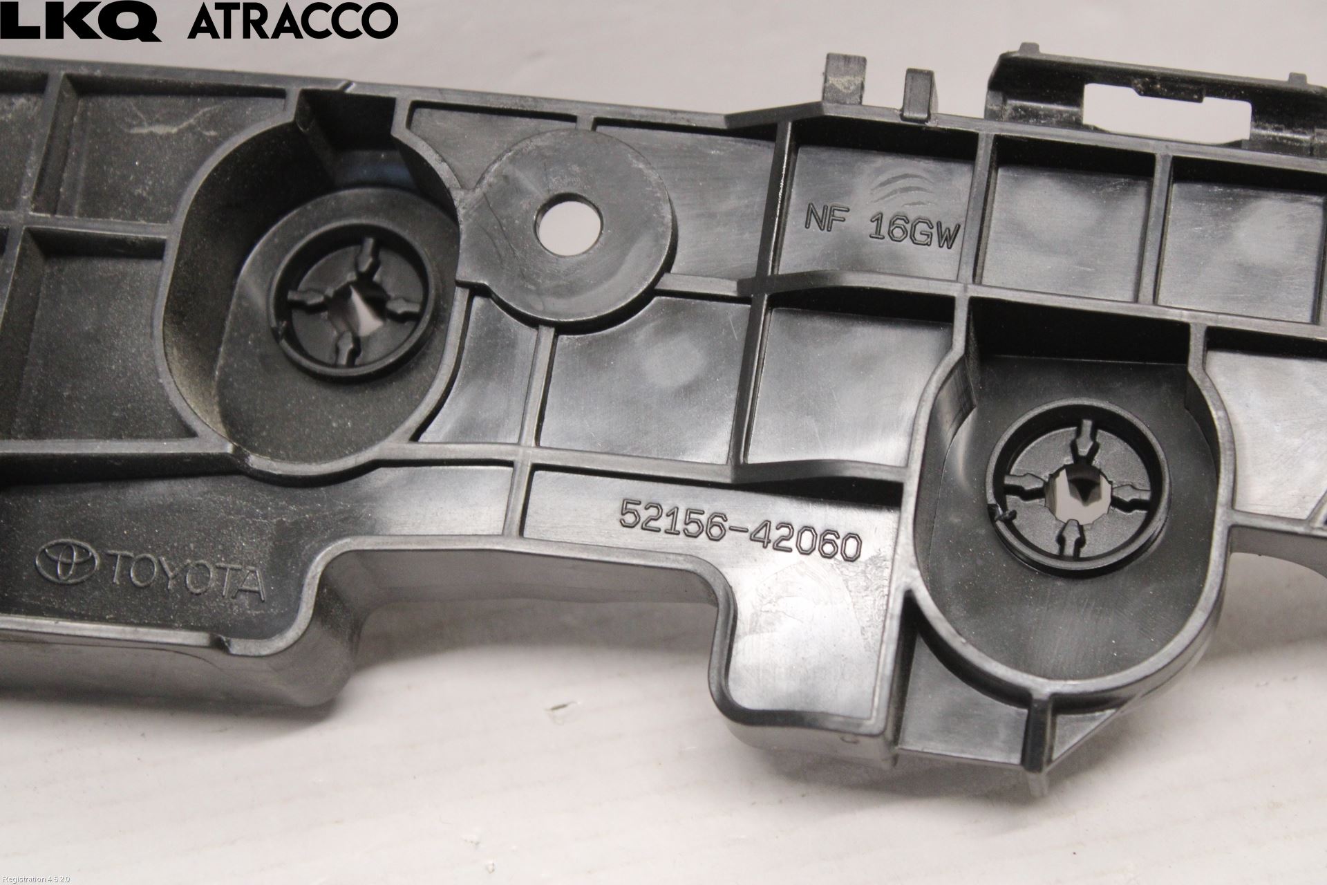 Toyota bZ4X EA10 22- Støtfangerfeste Bak Venstre