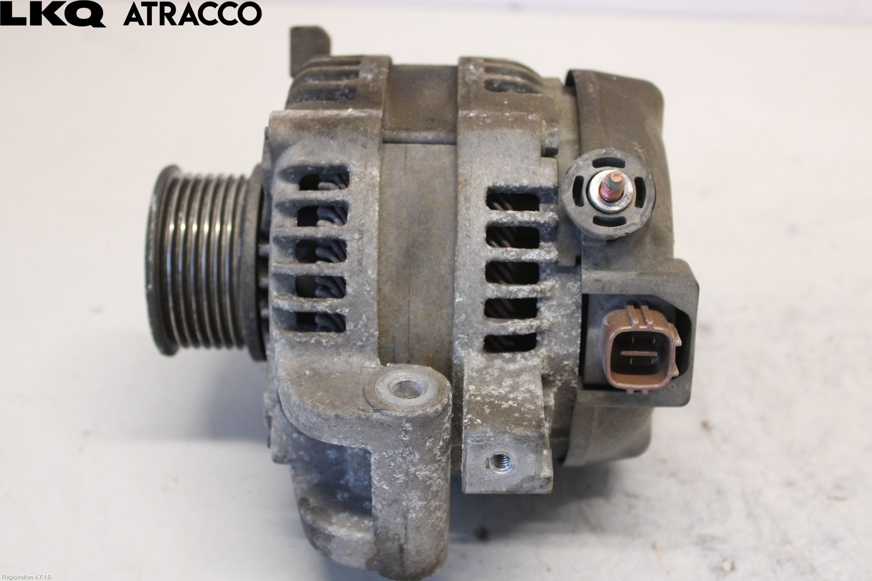 Toyota AVENSIS 09-15 Dynamo