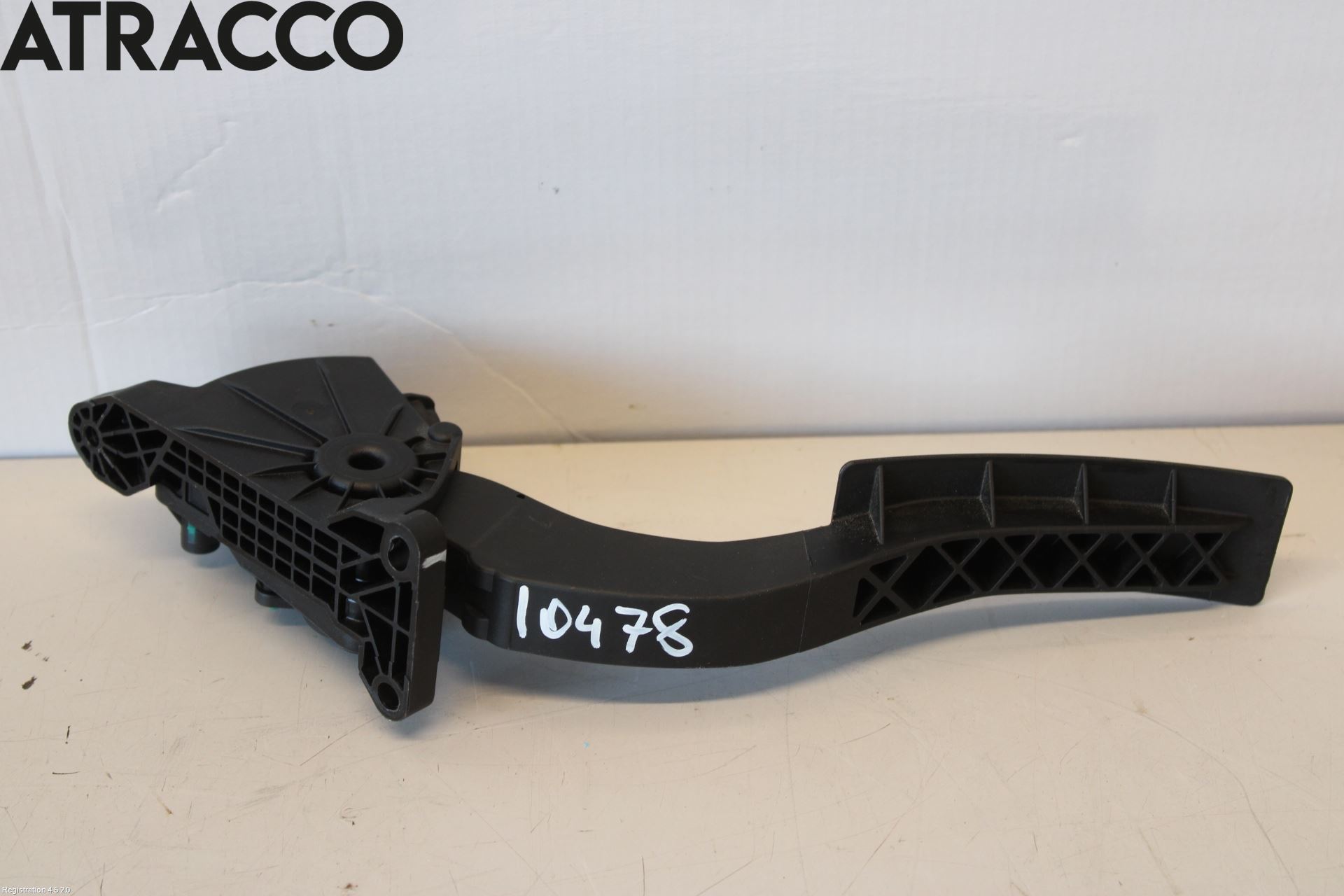 MG ZS EV 20- Gasspedal