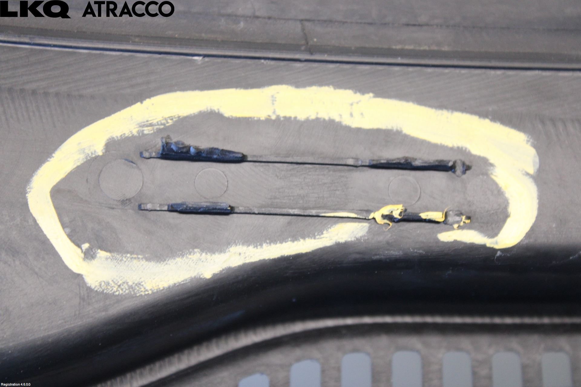 Volvo V50 04-07 Visker Deksel-Grill-Under Frr