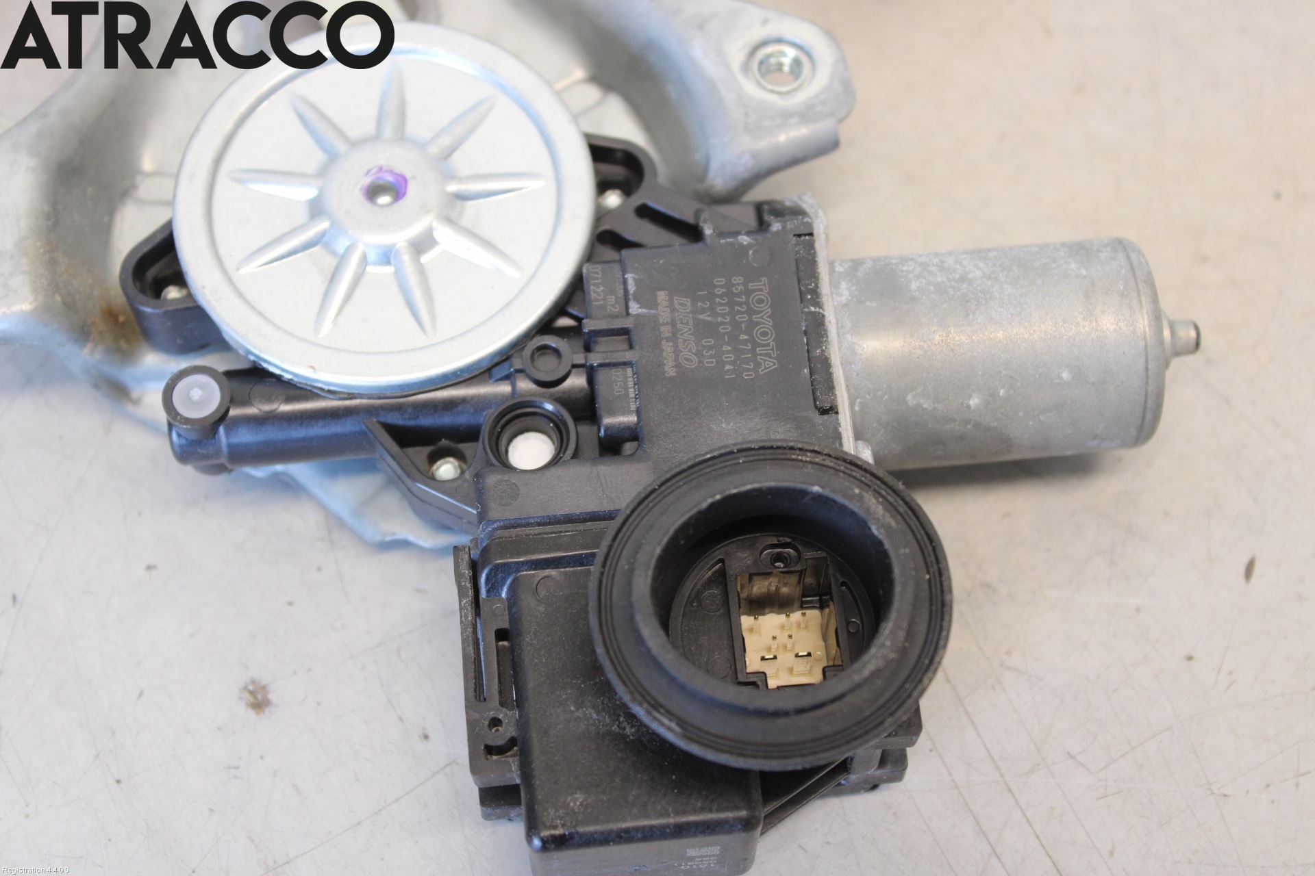 Toyota PRIUS+ ZVW40 12-20 Vindusheis El Komp