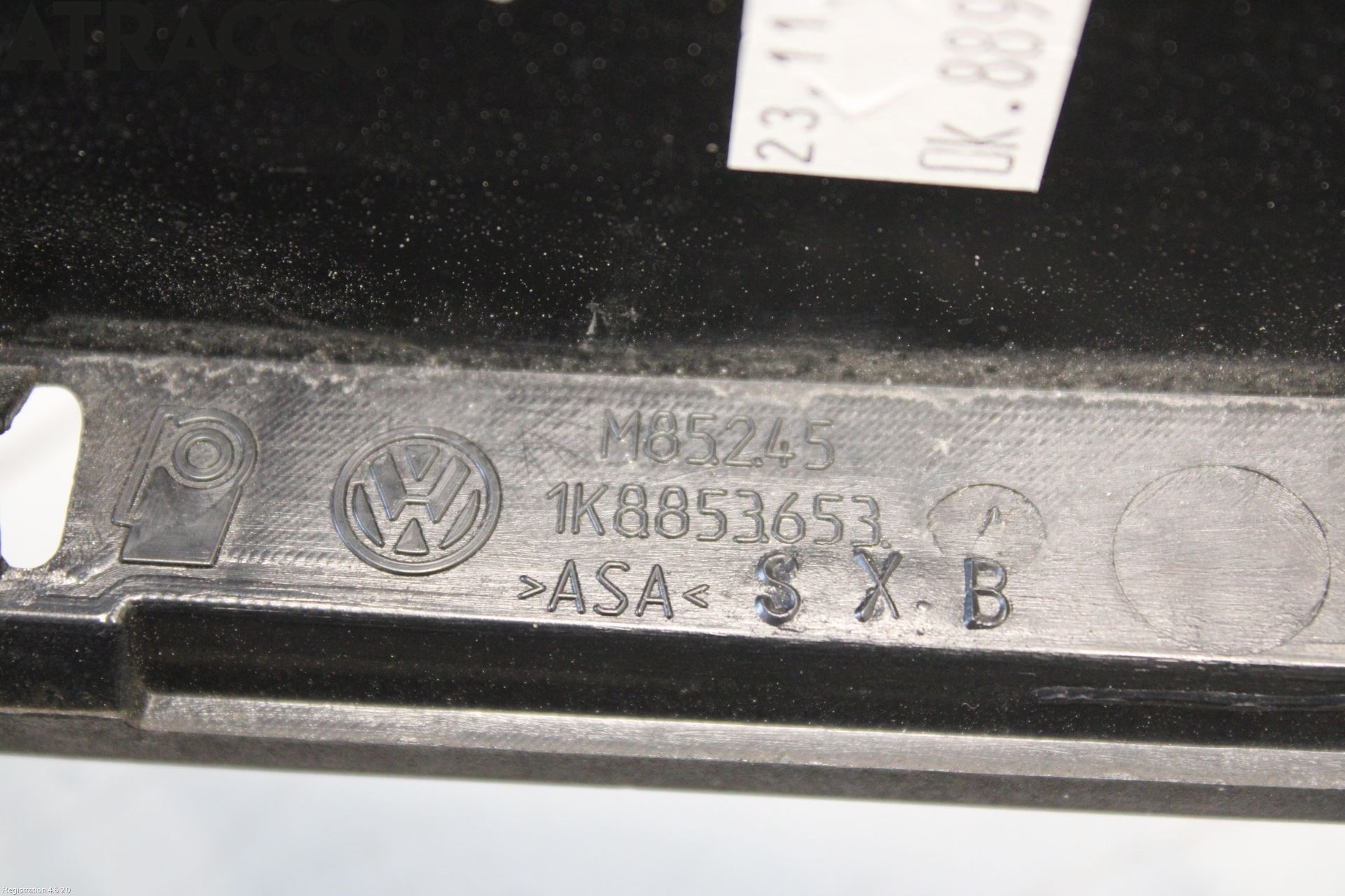 Volkswagen VW SCIROCCO 09-17 Grilldel Midt