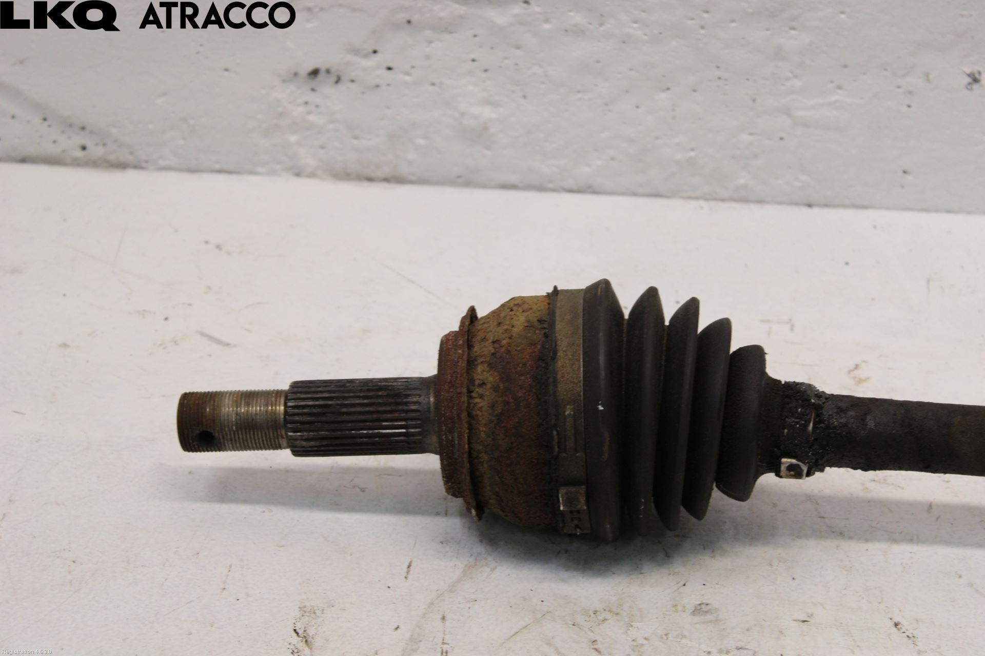 Nissan QASHQAI 14-17 Drivaksel Foran Kompl Venstre