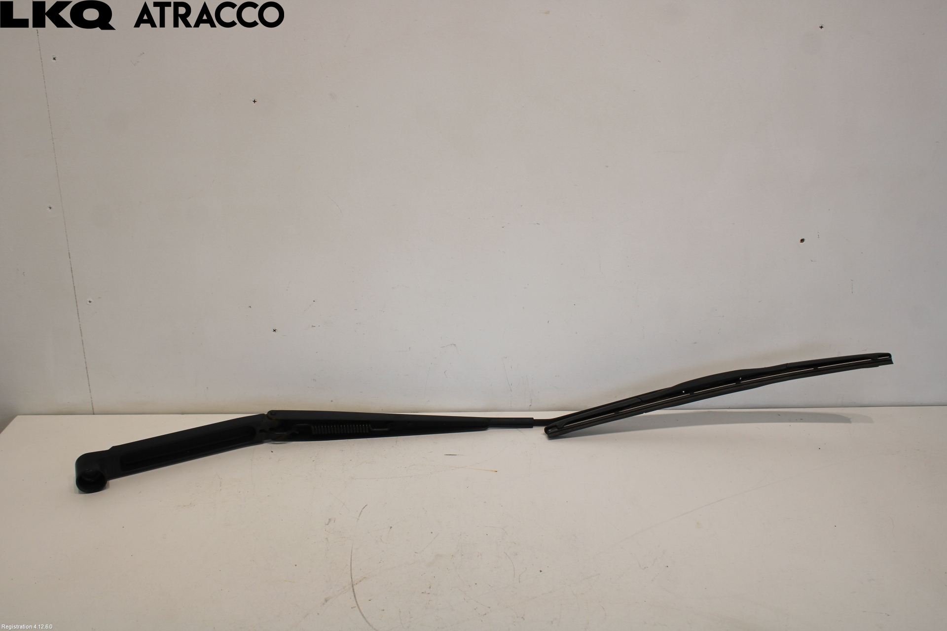 Nissan LEAF 18- Viskerarm-Armer Frontrute