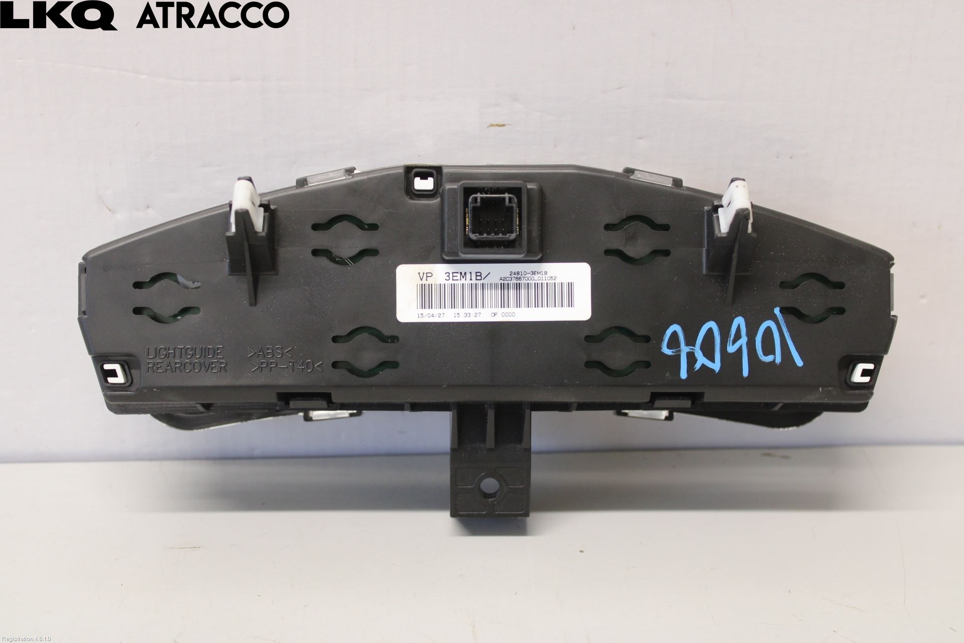 Nissan LEAF 11-17 Instr Kombinert