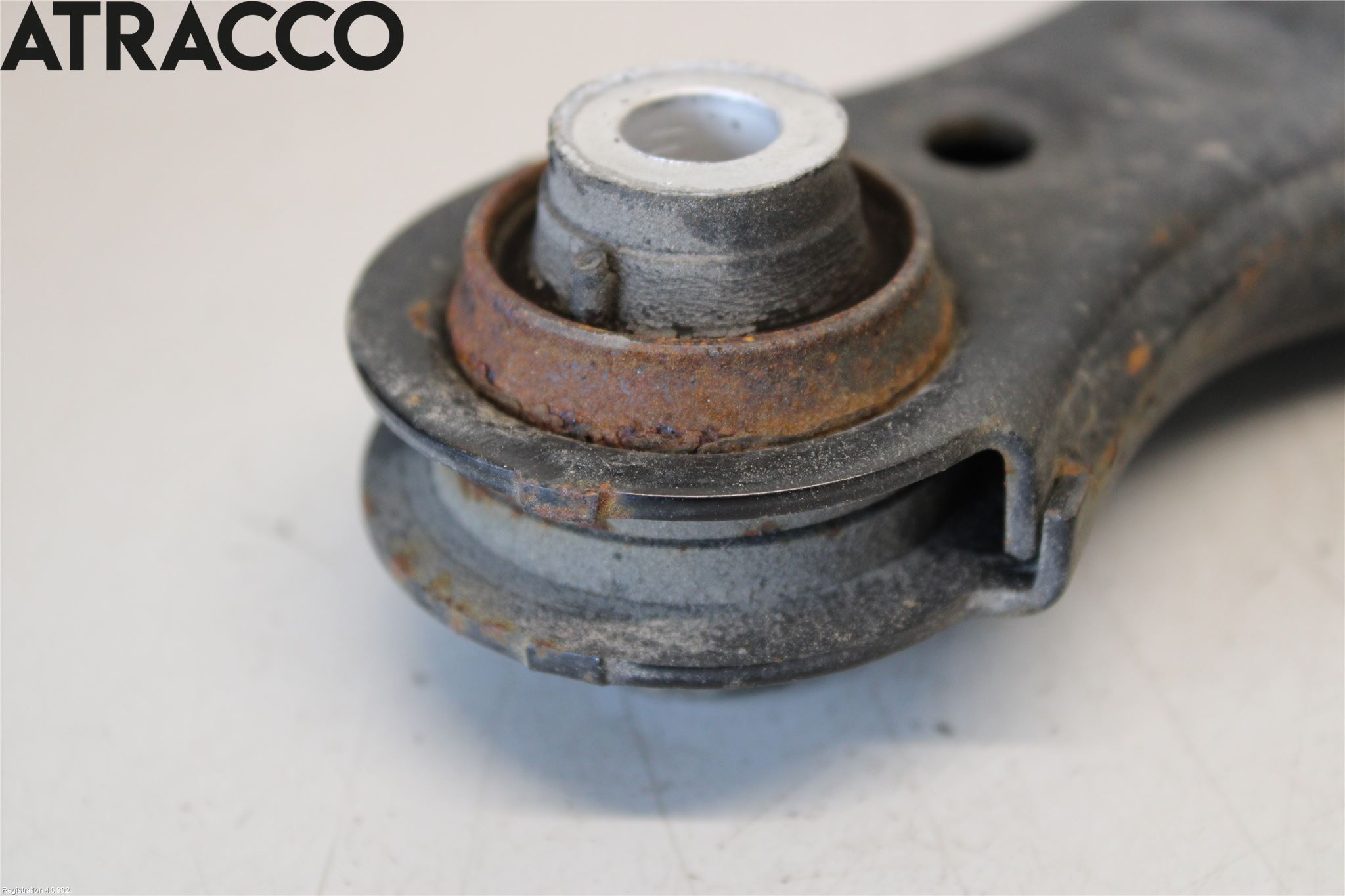 Toyota RAV4 19- Bærearm Bak Venstre Øvre