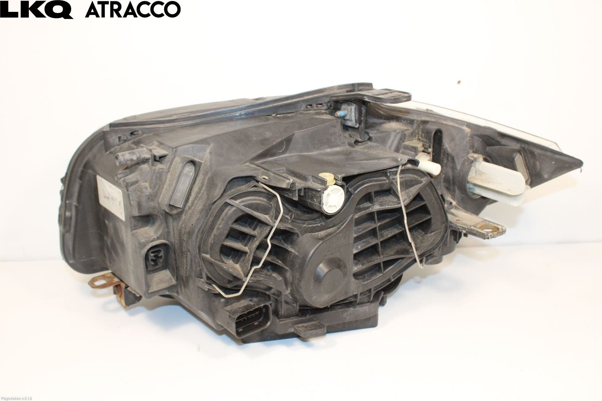 BMW 1 E87/81 5D/3D 03-11 Frontlykt Høyre