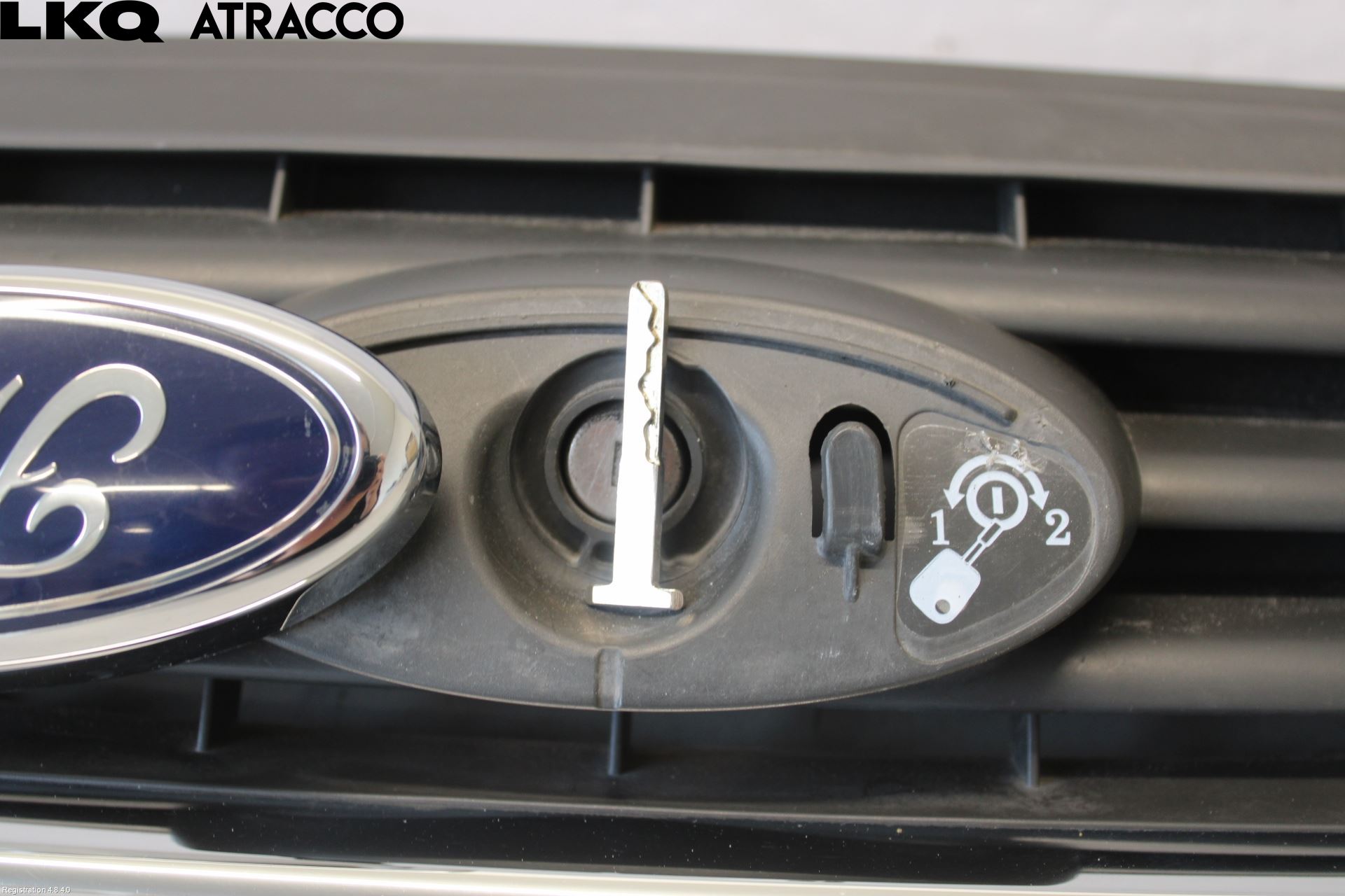 Ford KUGA 08-12 Grill Komplett