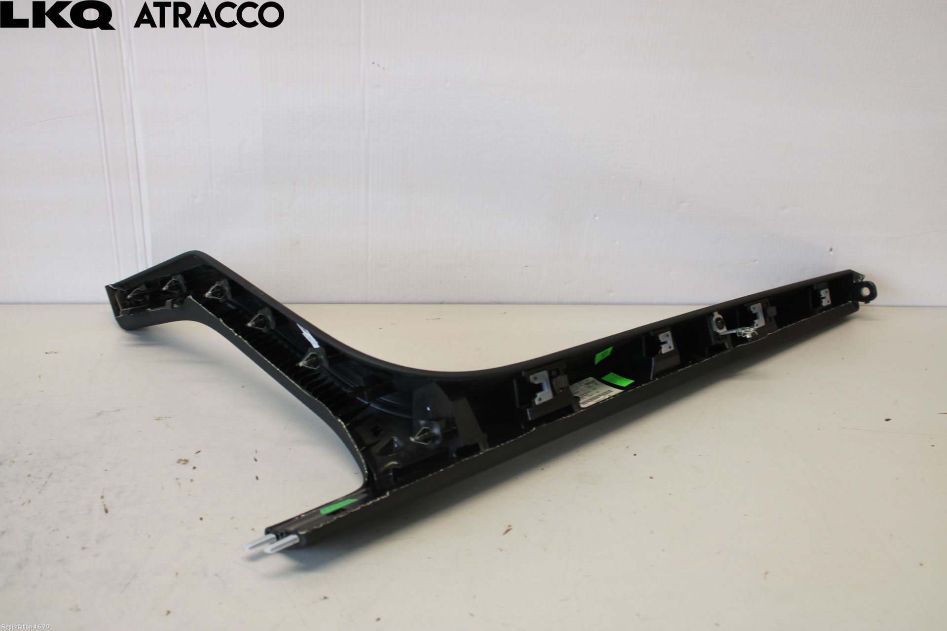 Porsche TAYCAN 20- Innr Dekor Instrbord